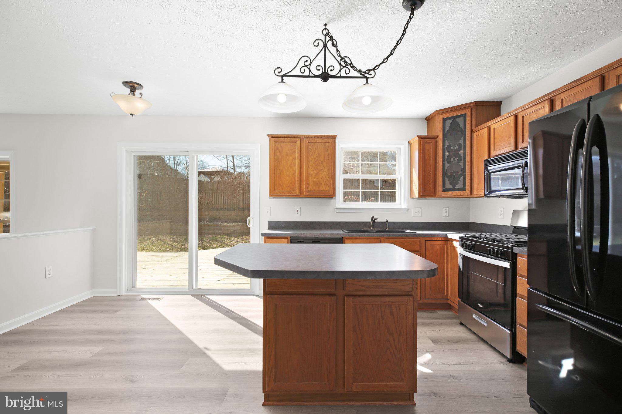 CROWN GRANT - Residential