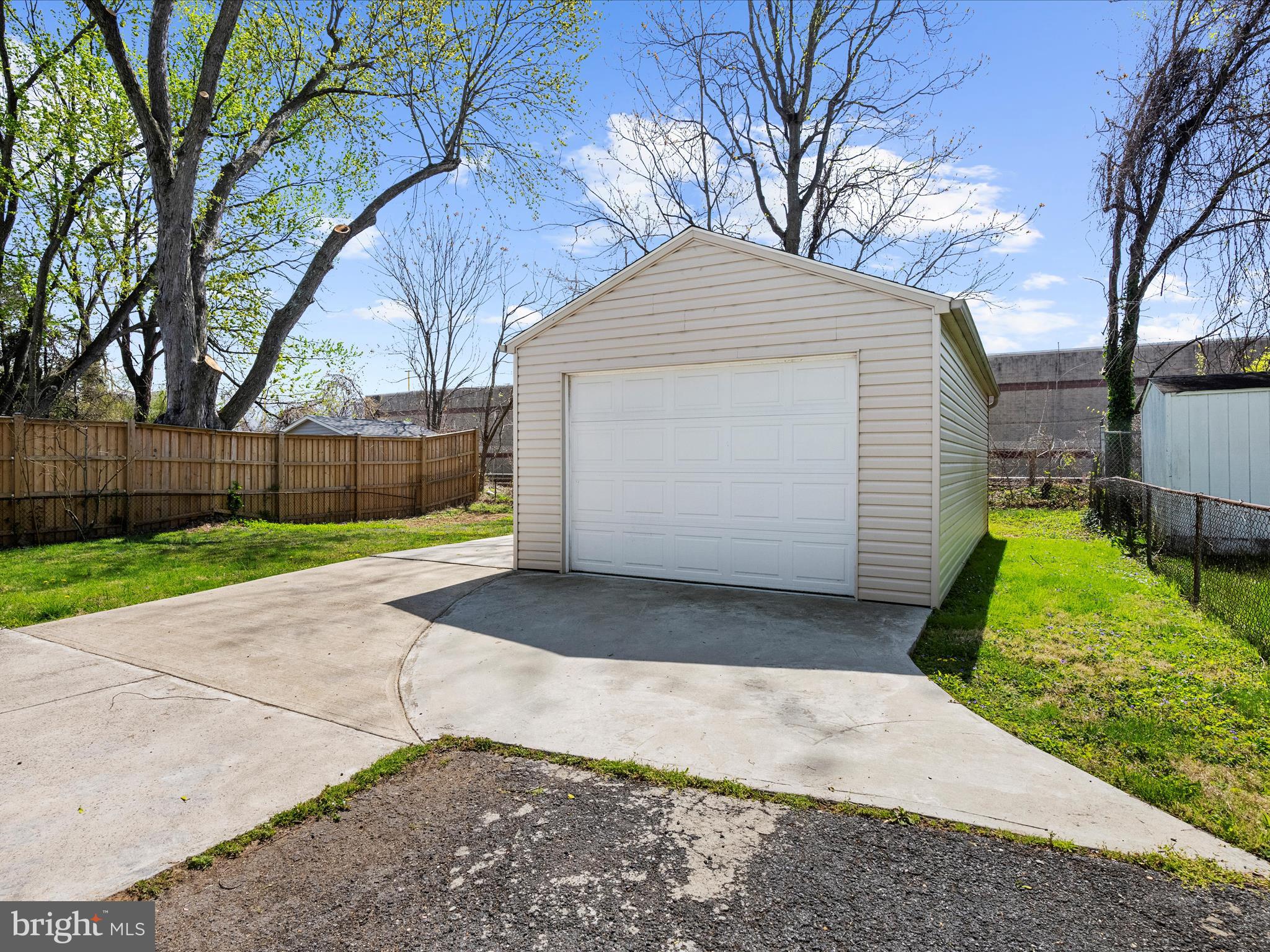 TWINBROOK - Residential