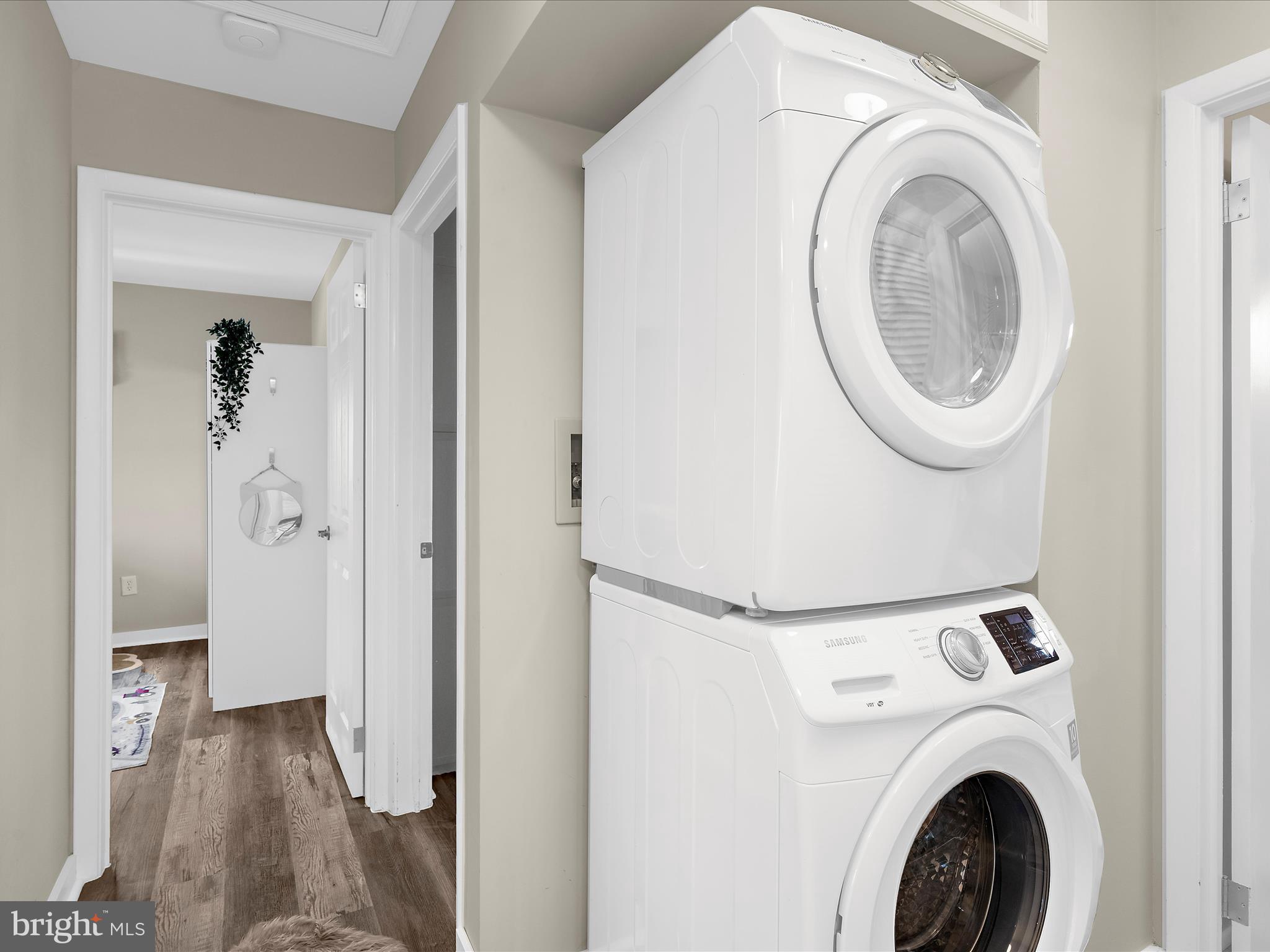 TWINBROOK - Residential