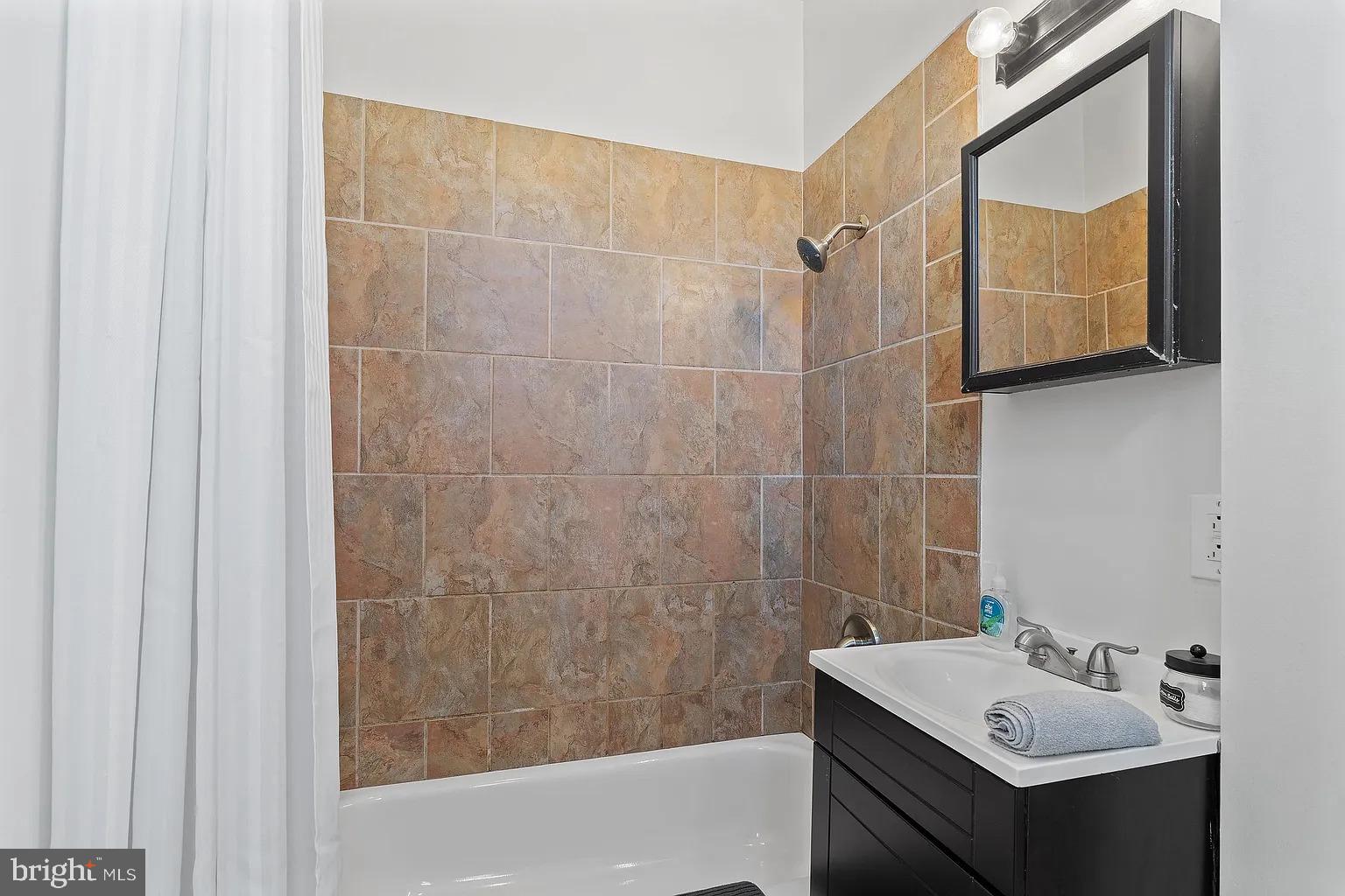 WEST PHILADELPHIA - Residential Lease