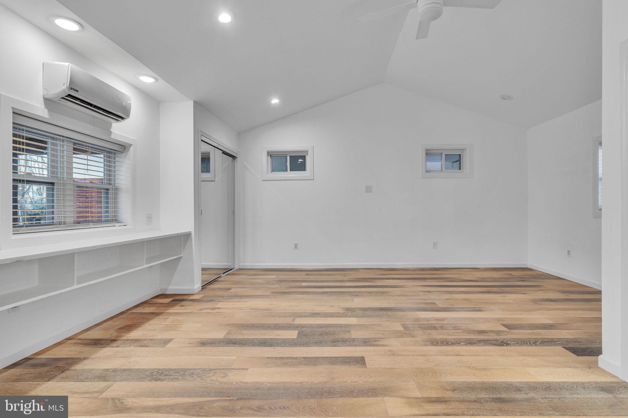 LOUIS L LEE - Residential Lease