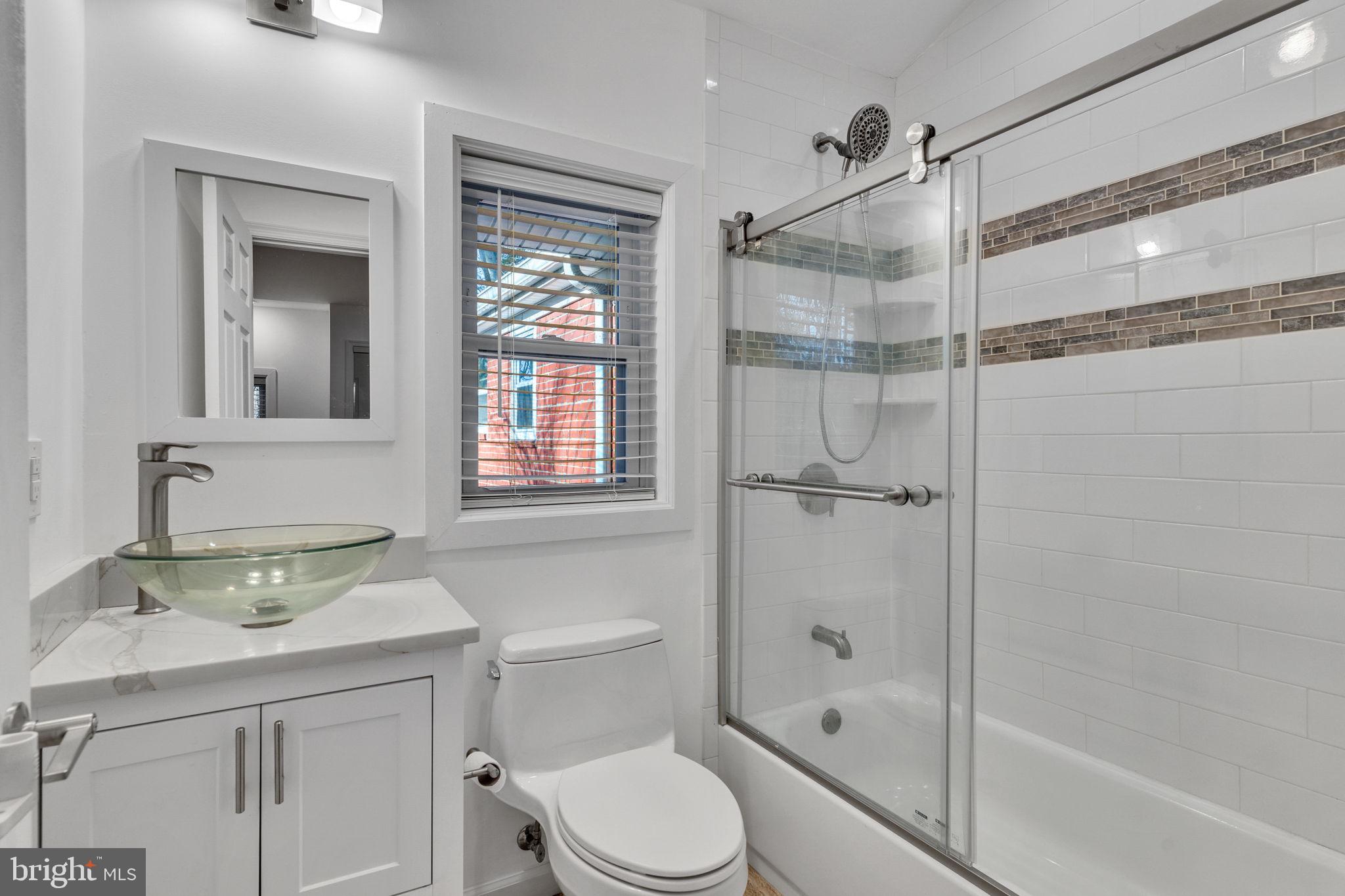 LOUIS L LEE - Residential Lease