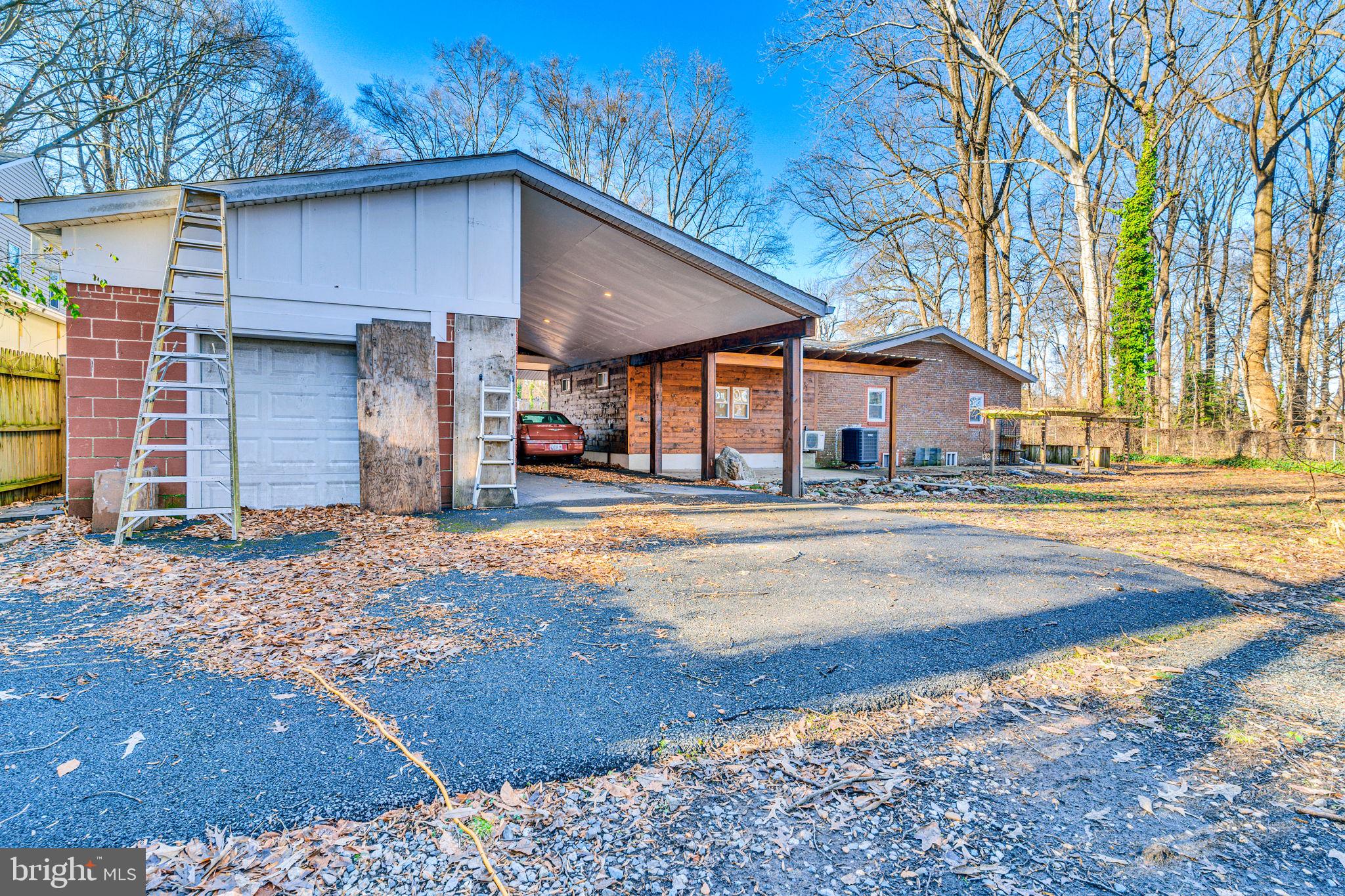 LOUIS L LEE - Residential Lease