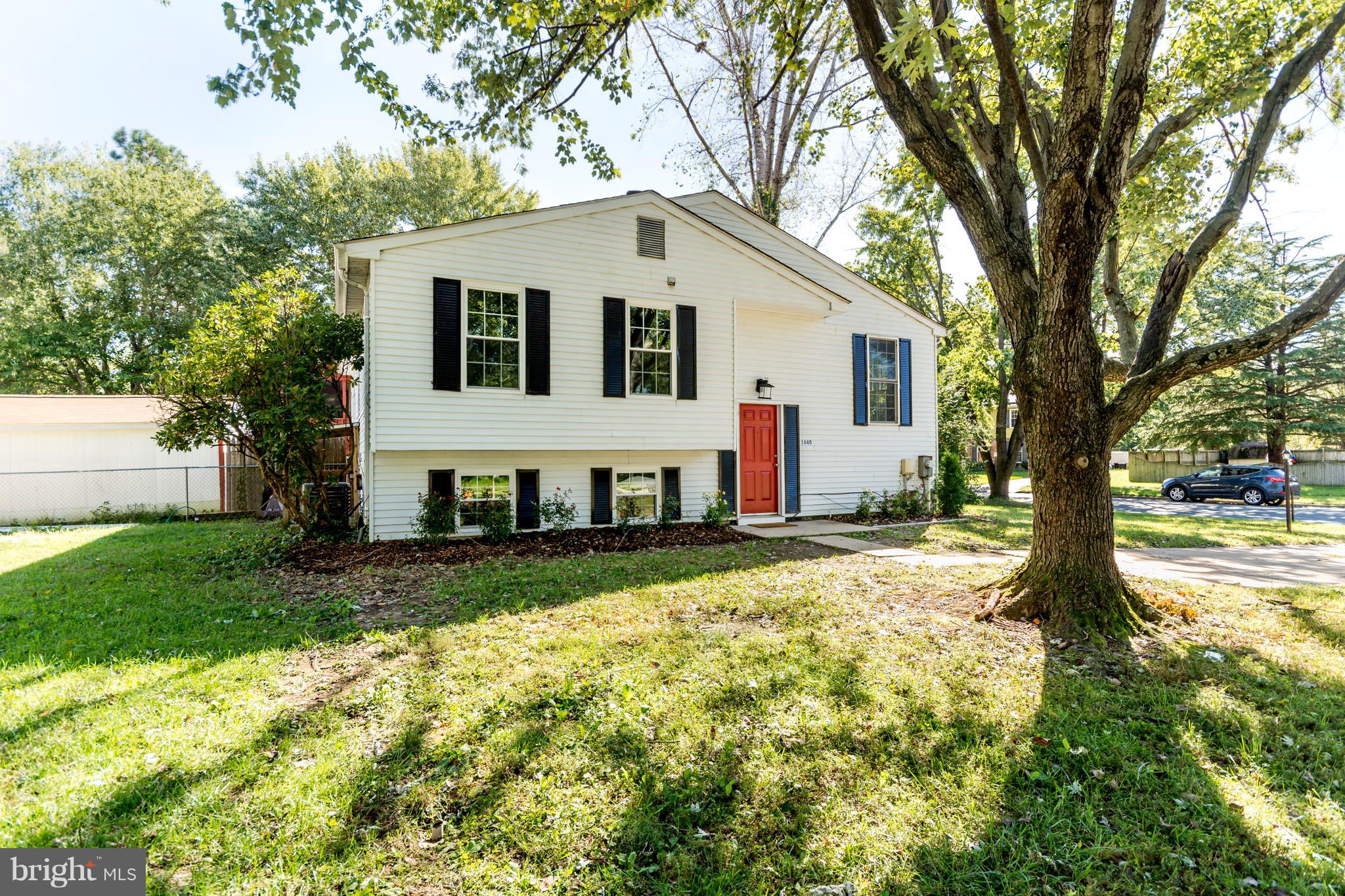 REVELL DOWNS - Residential