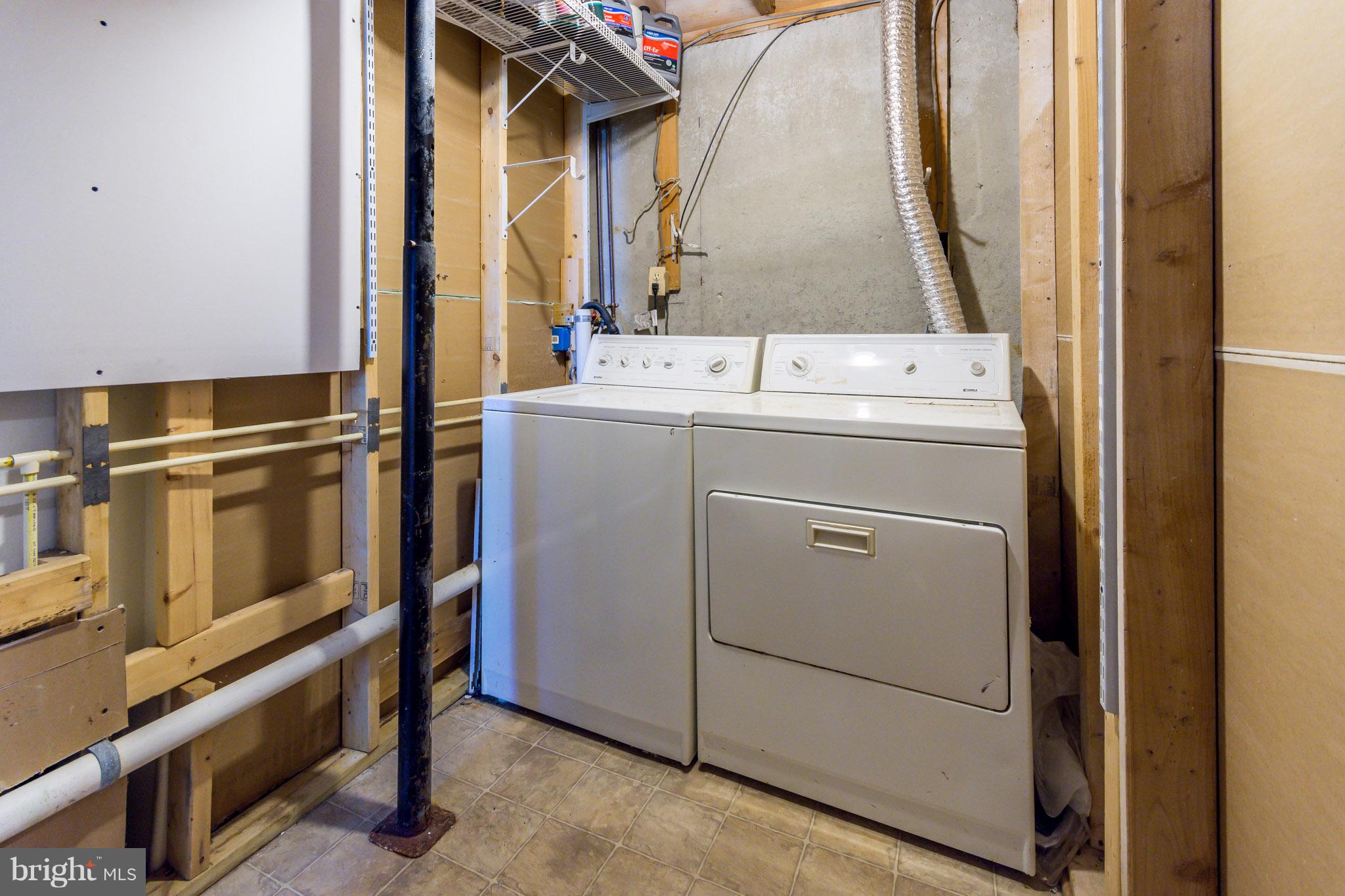 REVELL DOWNS - Residential