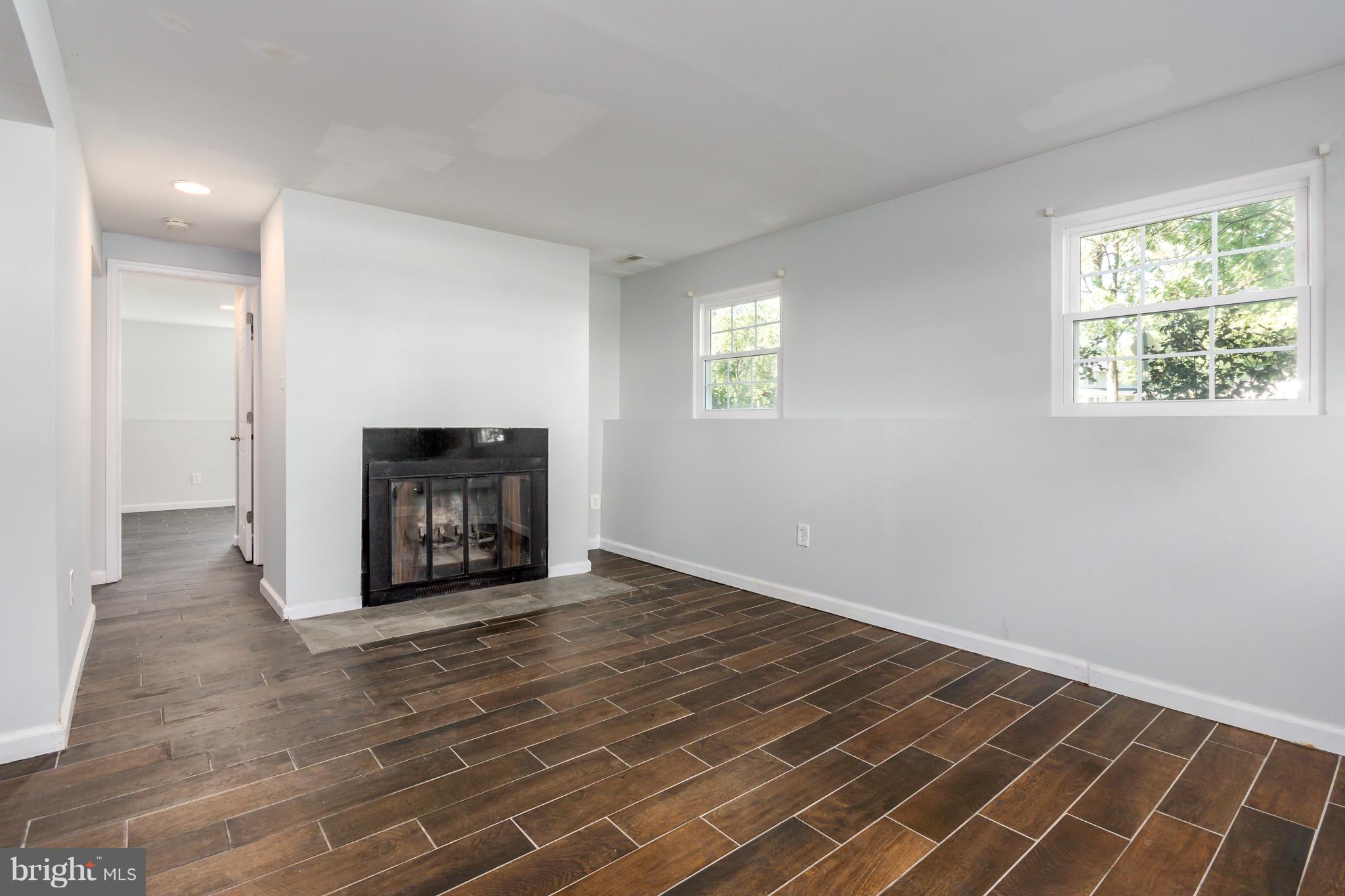 REVELL DOWNS - Residential