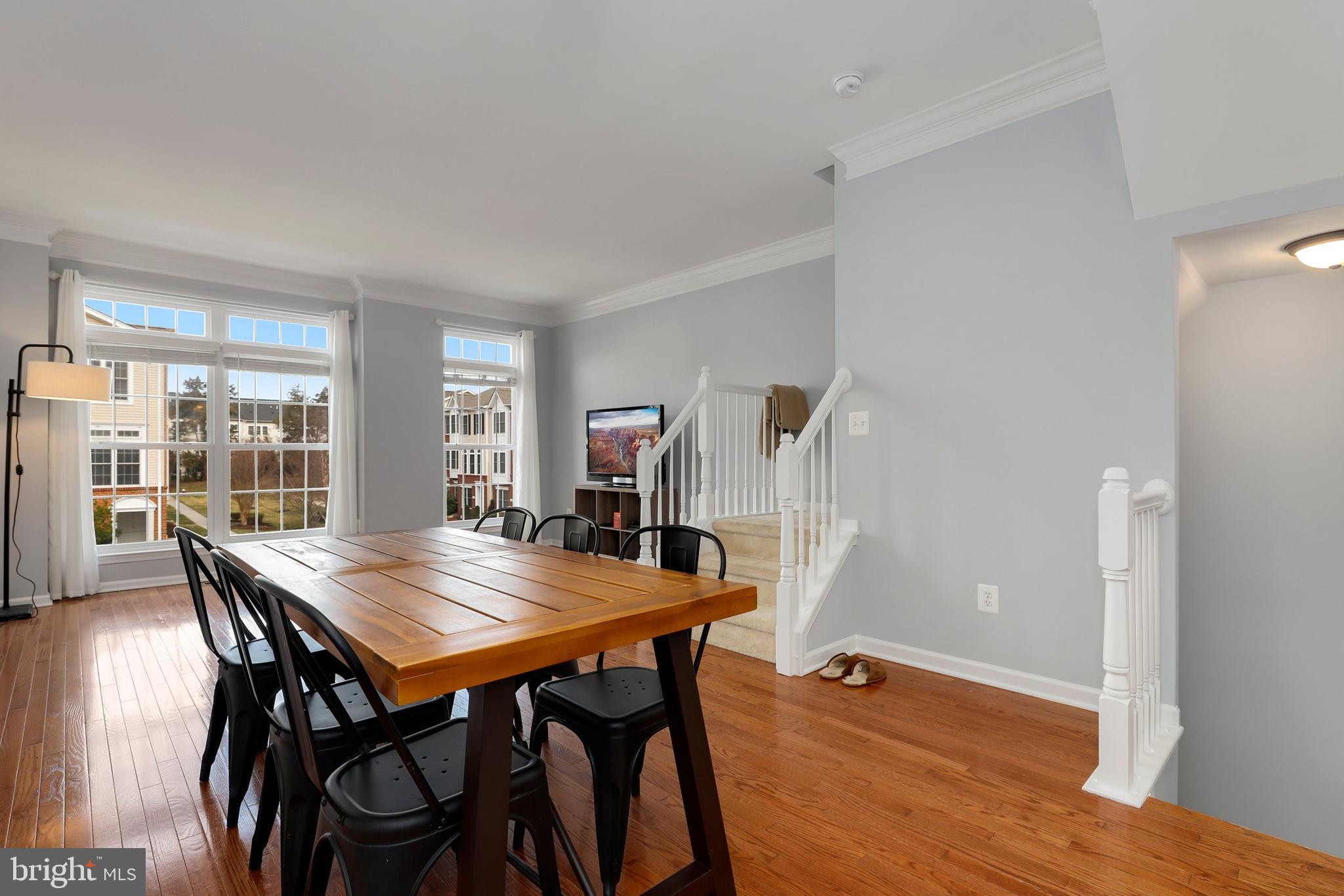 SOUTH RIDING - Residential