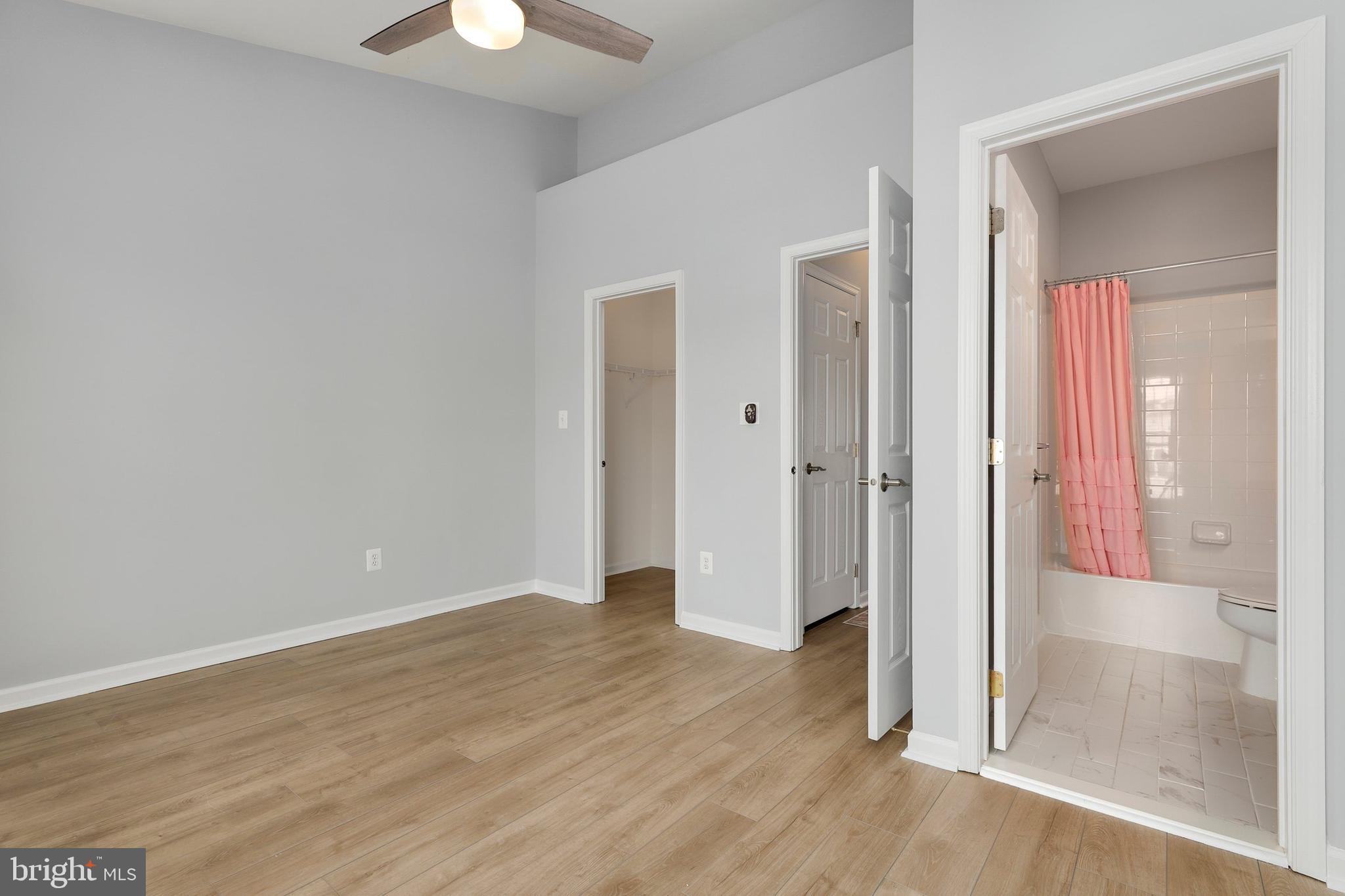 SOUTH RIDING - Residential