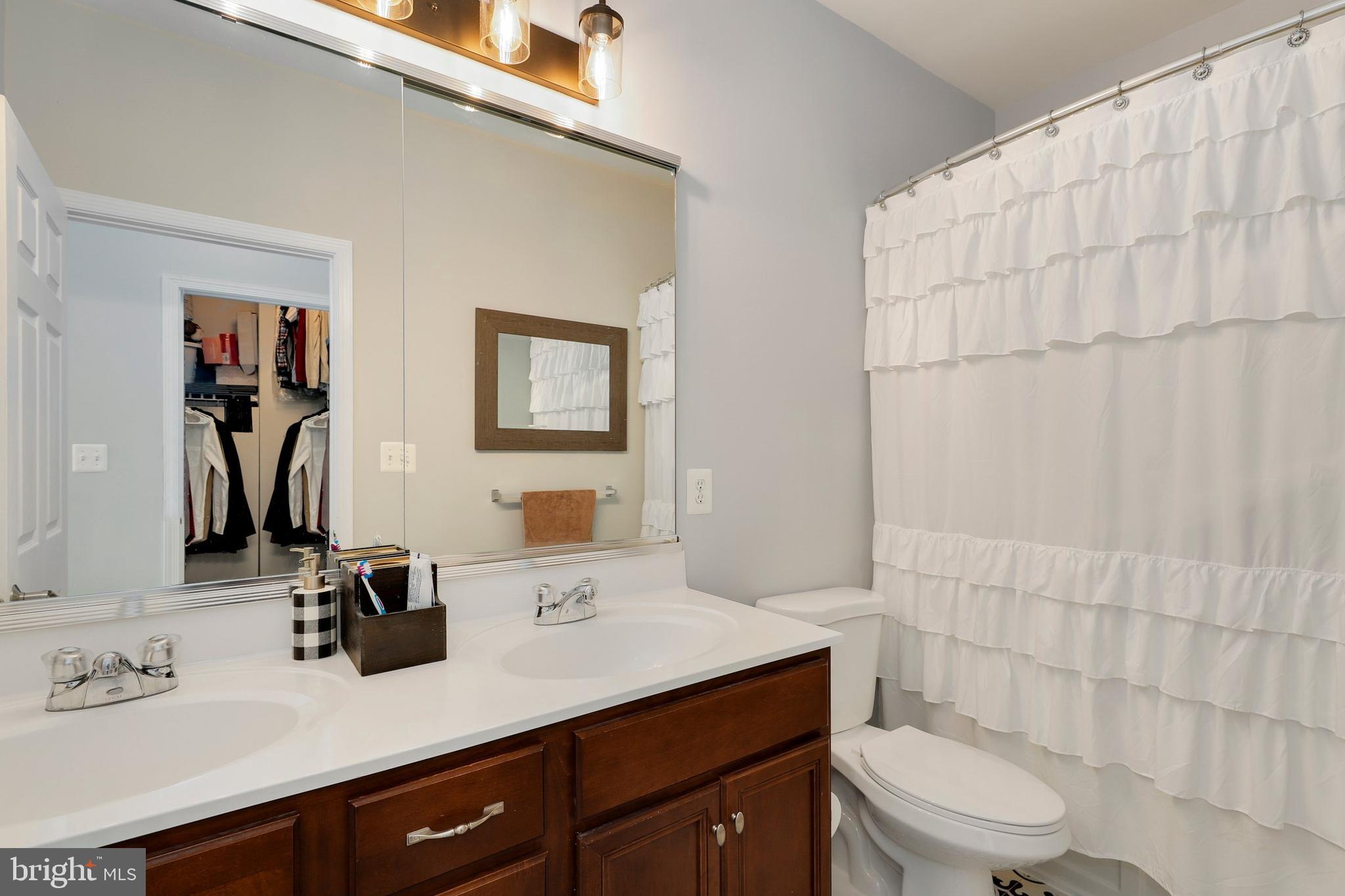 SOUTH RIDING - Residential