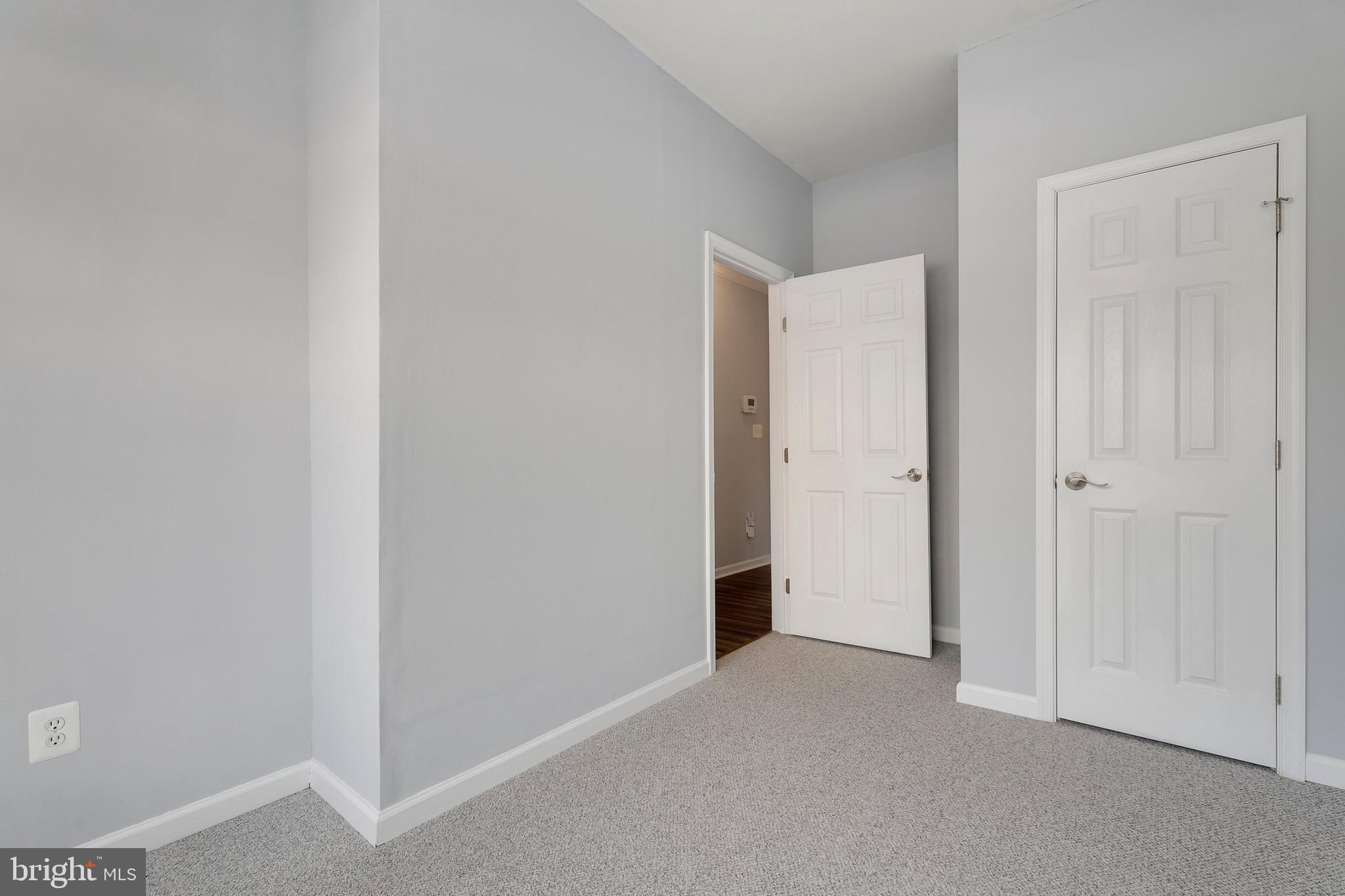 SOUTH RIDING - Residential