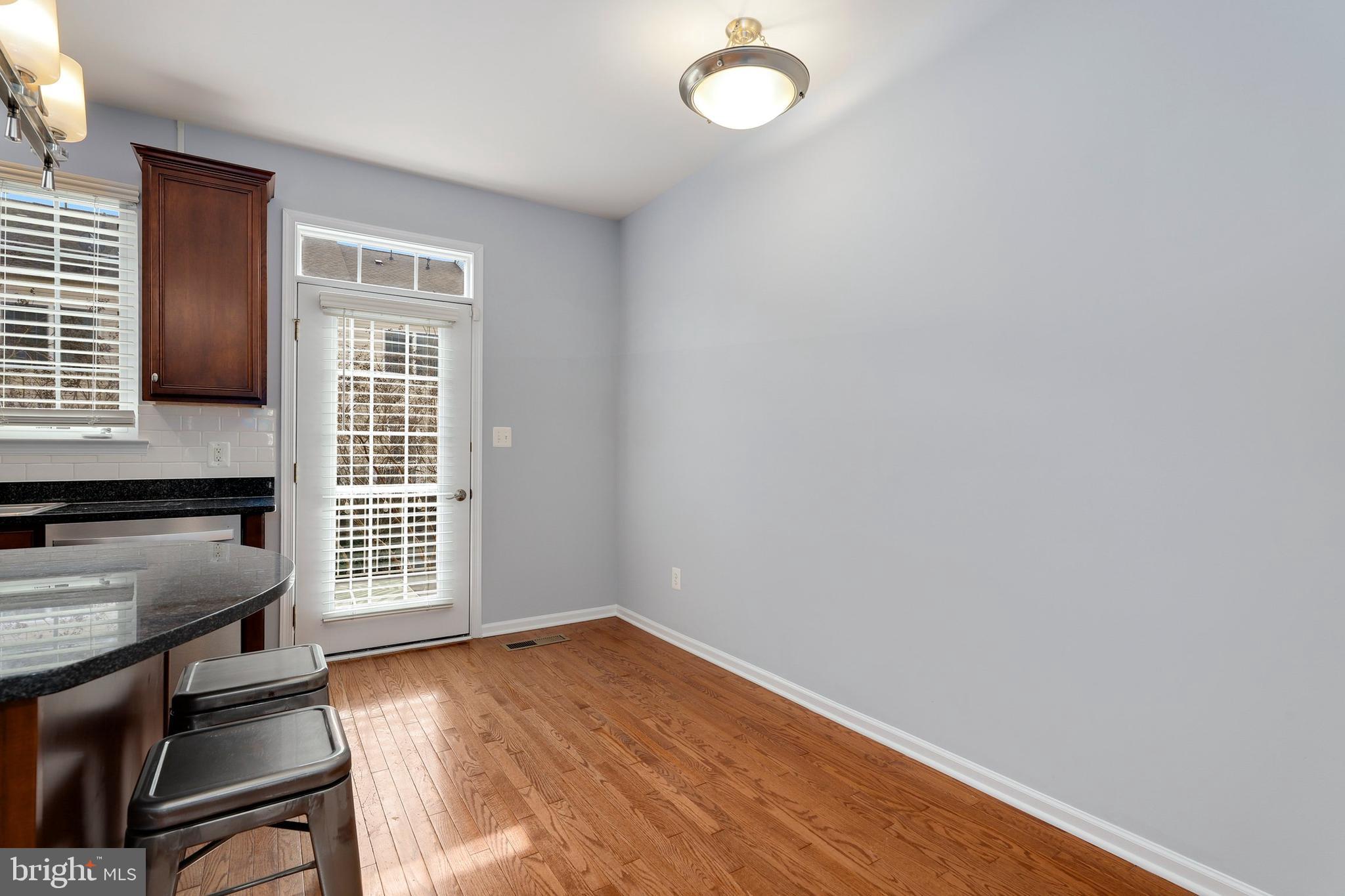 SOUTH RIDING - Residential