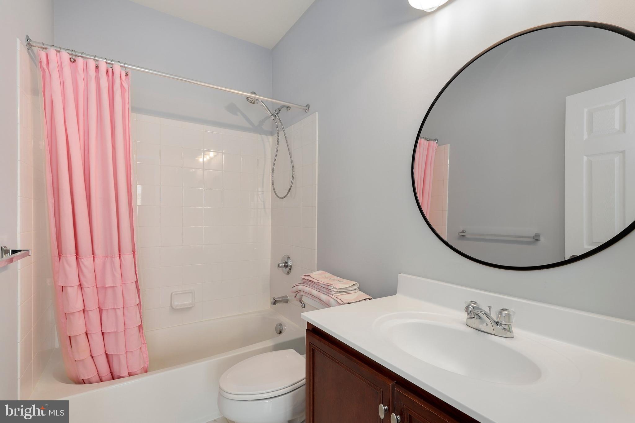 SOUTH RIDING - Residential