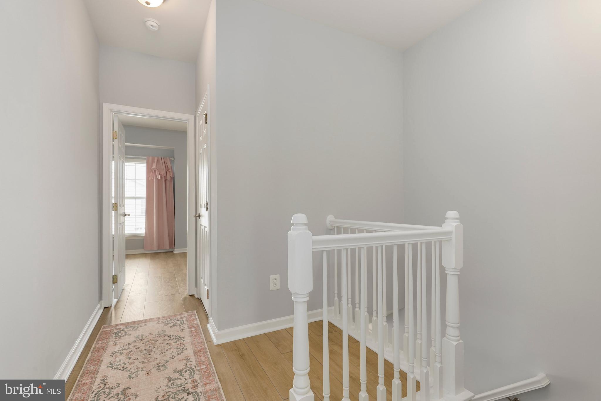 SOUTH RIDING - Residential