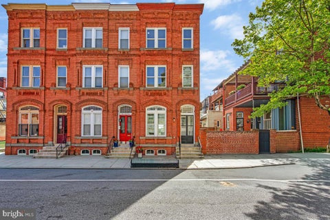 Townhouse For Sale - 345 Robert Street<br/> BALTIMORE, MD 21217