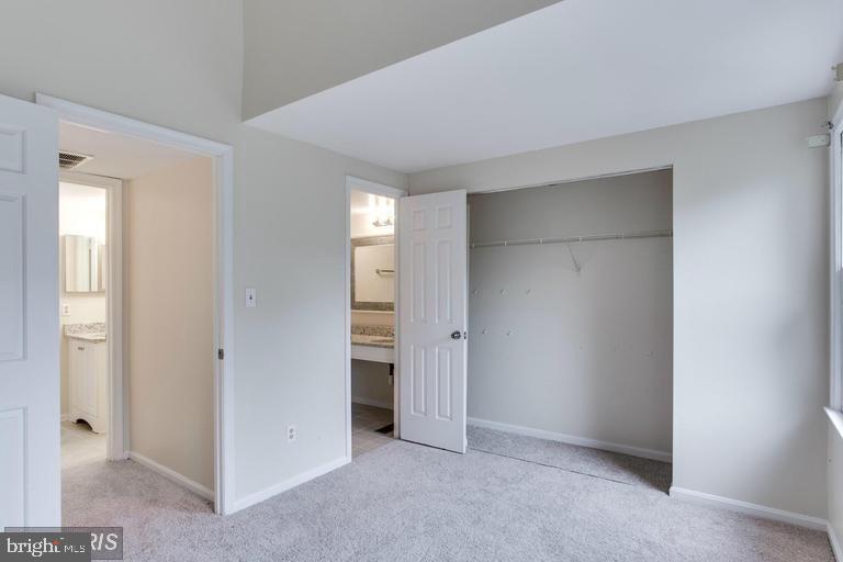 SUFFOLK PLACE - Residential Lease