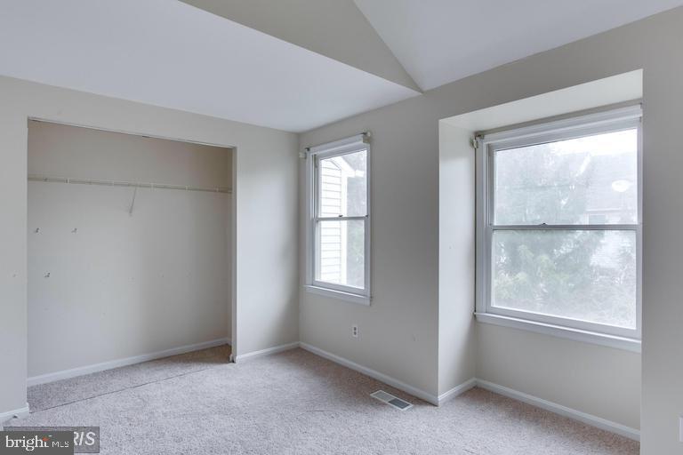 SUFFOLK PLACE - Residential Lease