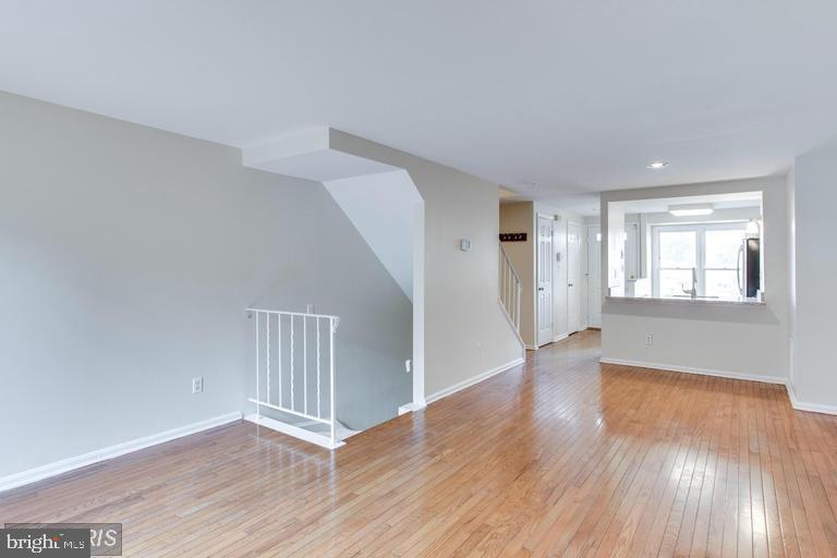 SUFFOLK PLACE - Residential Lease