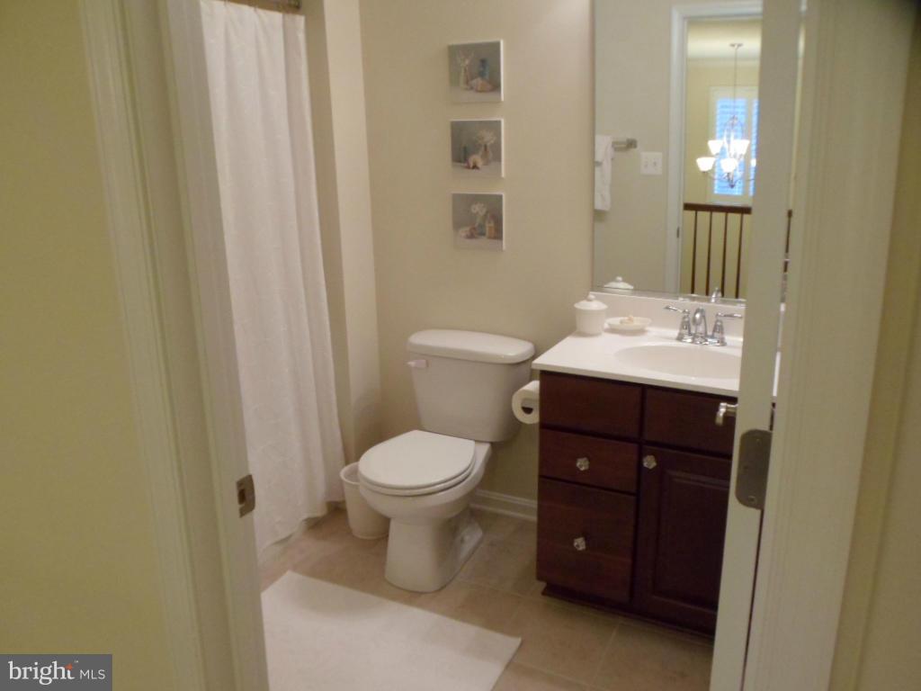 BEN OAKS - Residential Lease