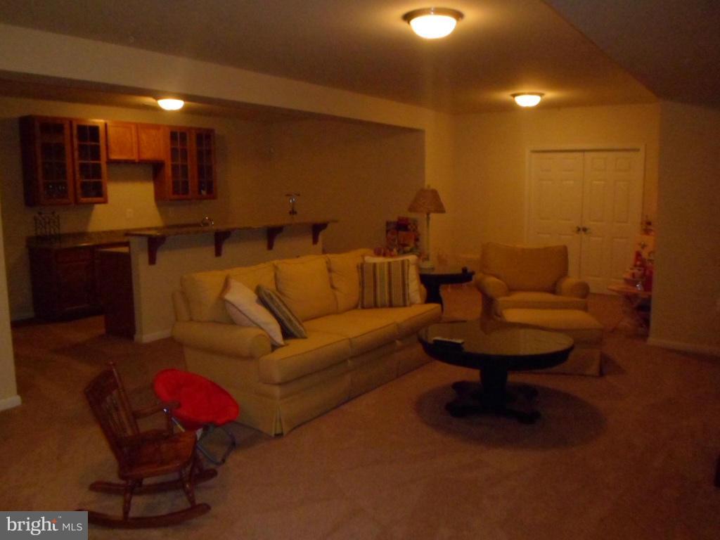 BEN OAKS - Residential Lease