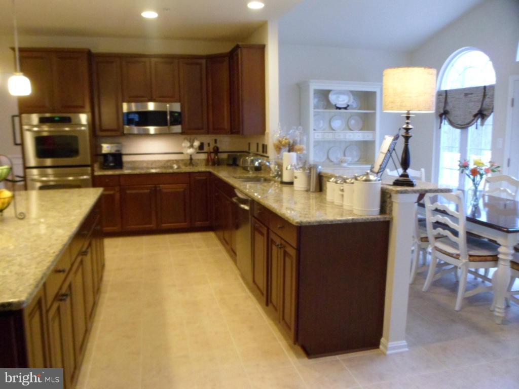 BEN OAKS - Residential Lease