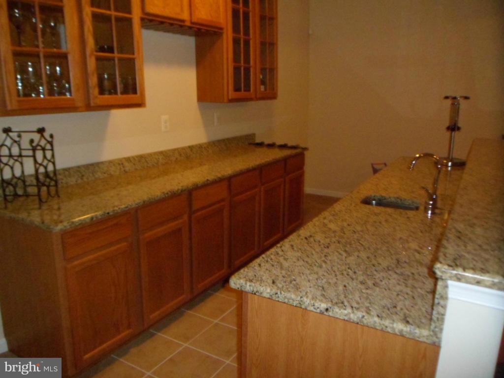 BEN OAKS - Residential Lease