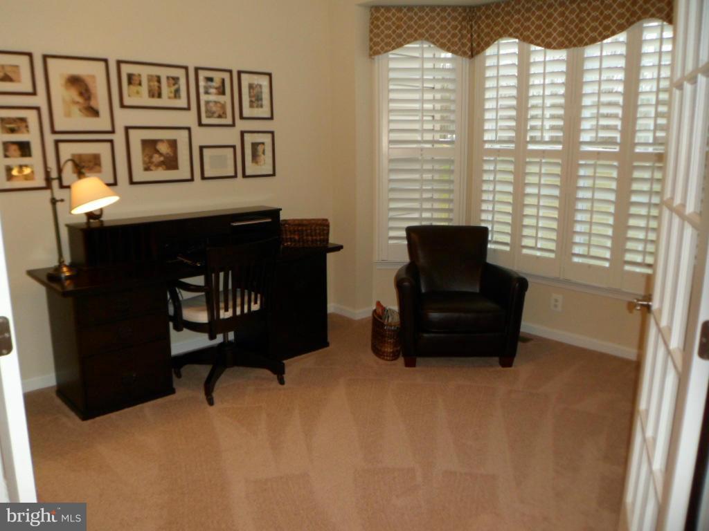 BEN OAKS - Residential Lease