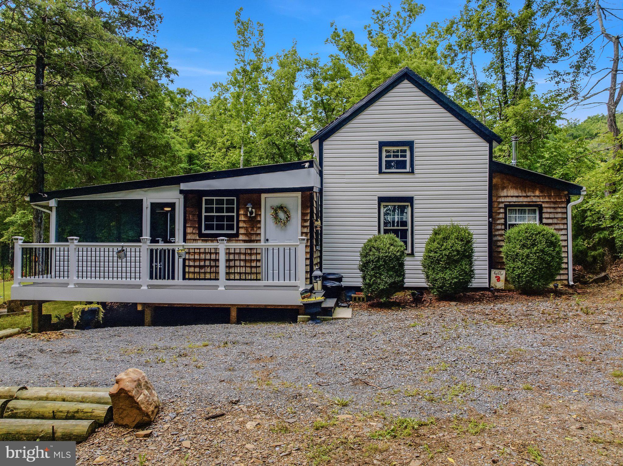 6485 CACAPON ROAD