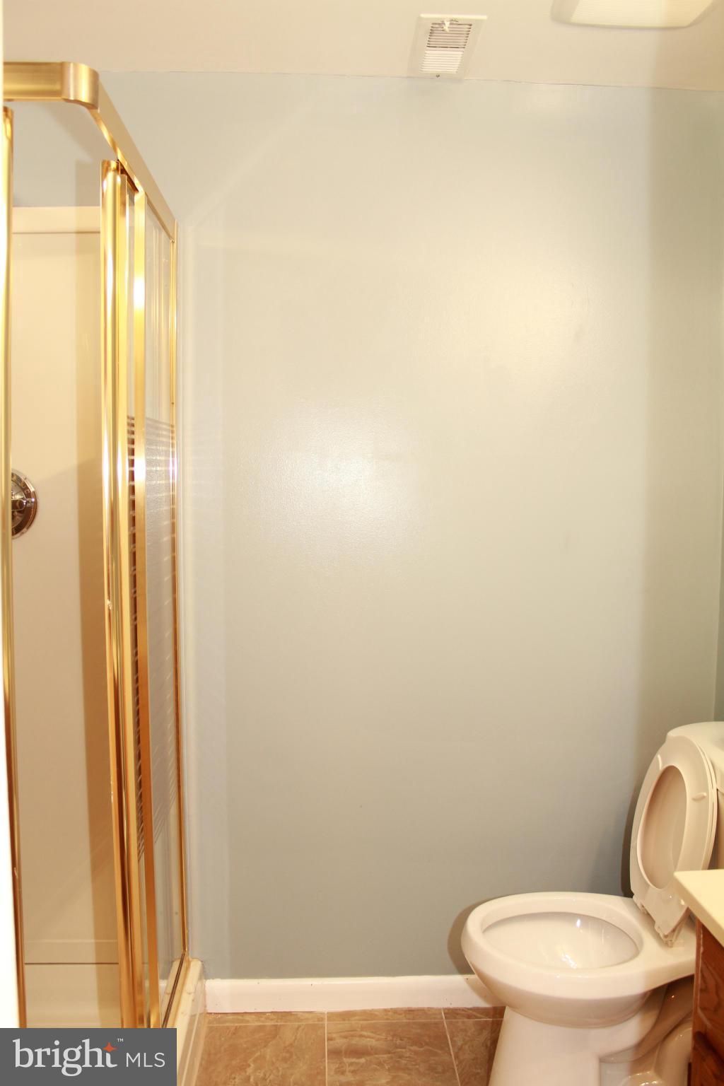 FLOWER HILL - Residential Lease