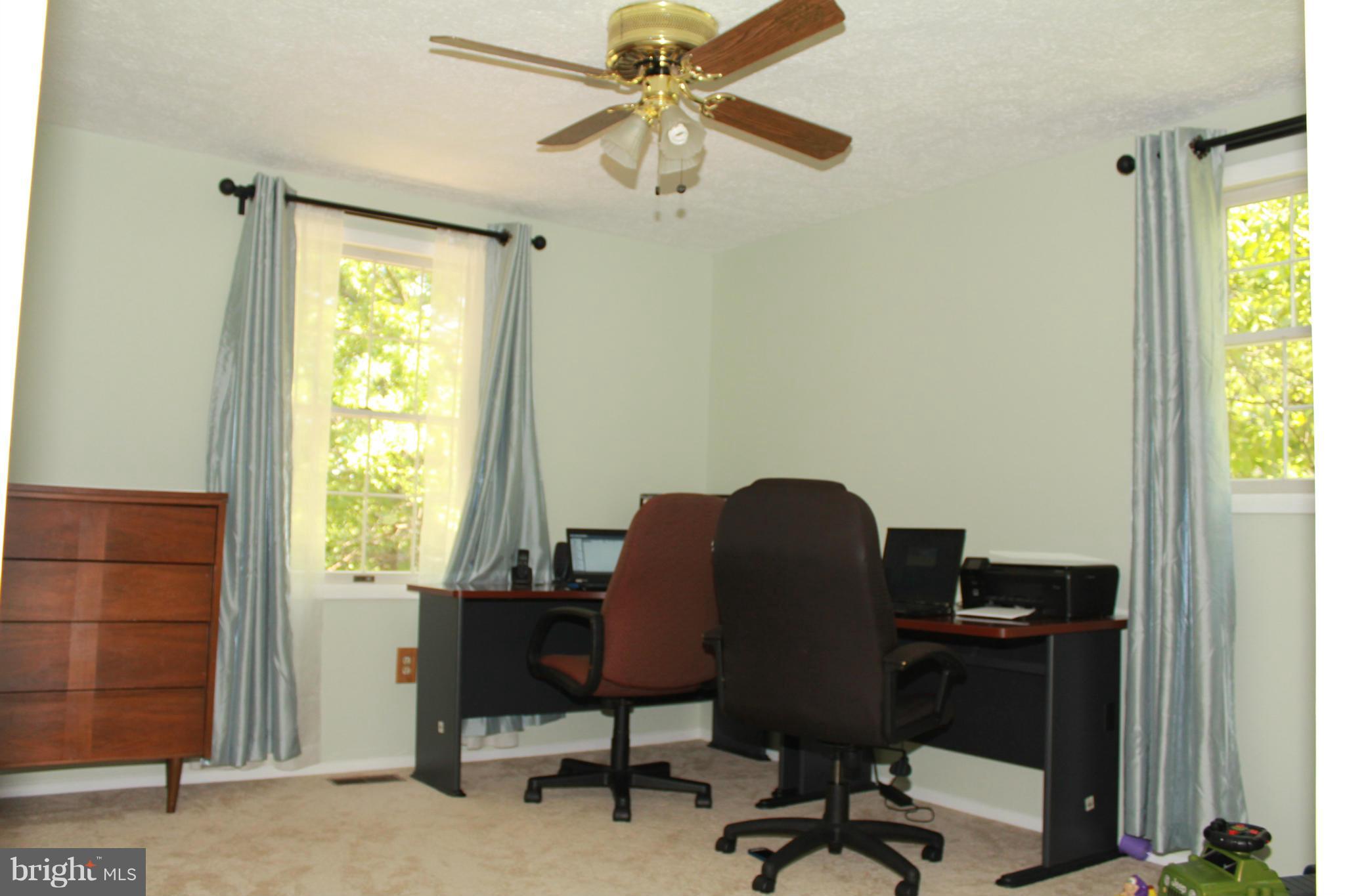 FLOWER HILL - Residential Lease