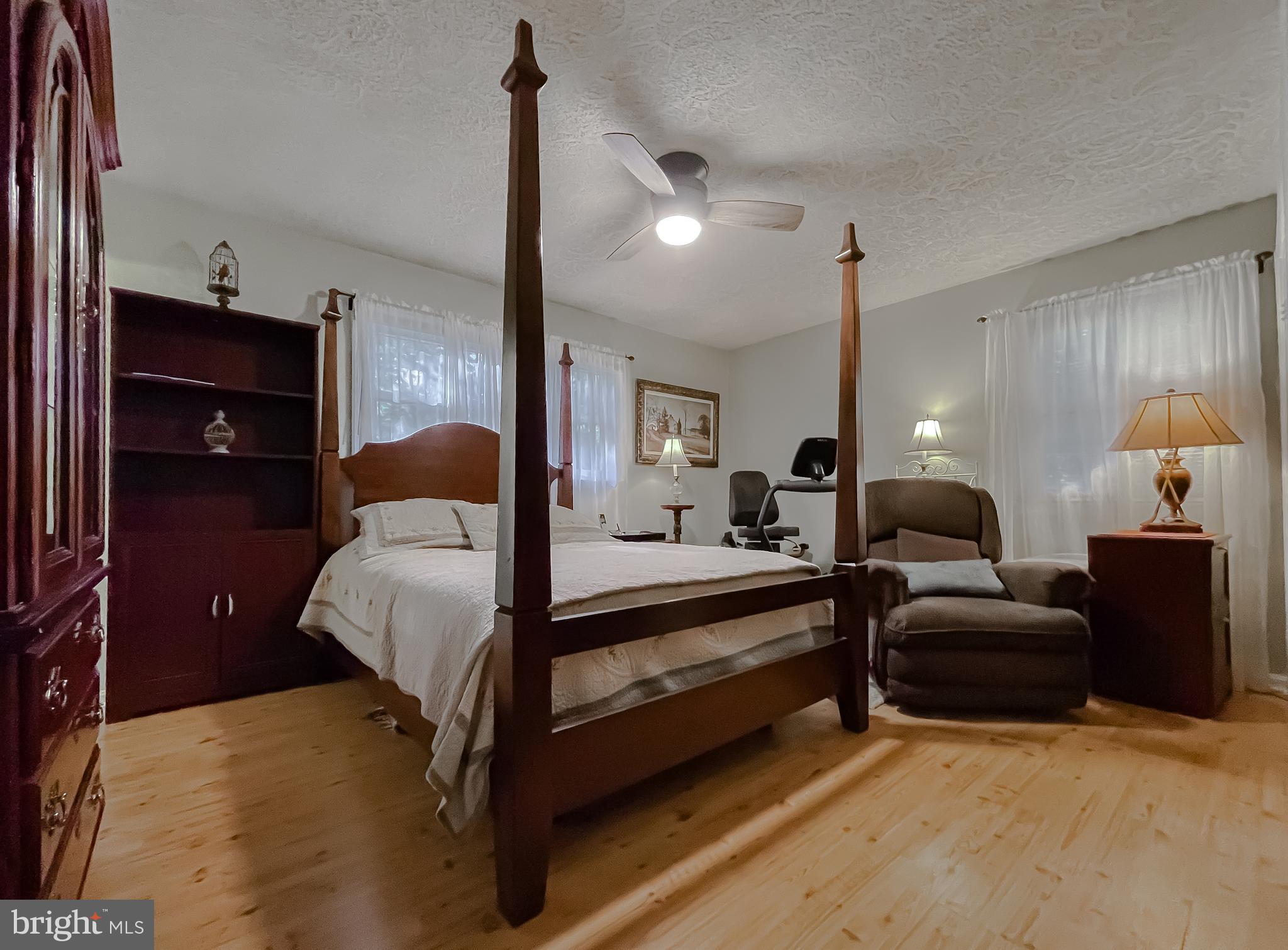 RUSTIC HILLS - Residential