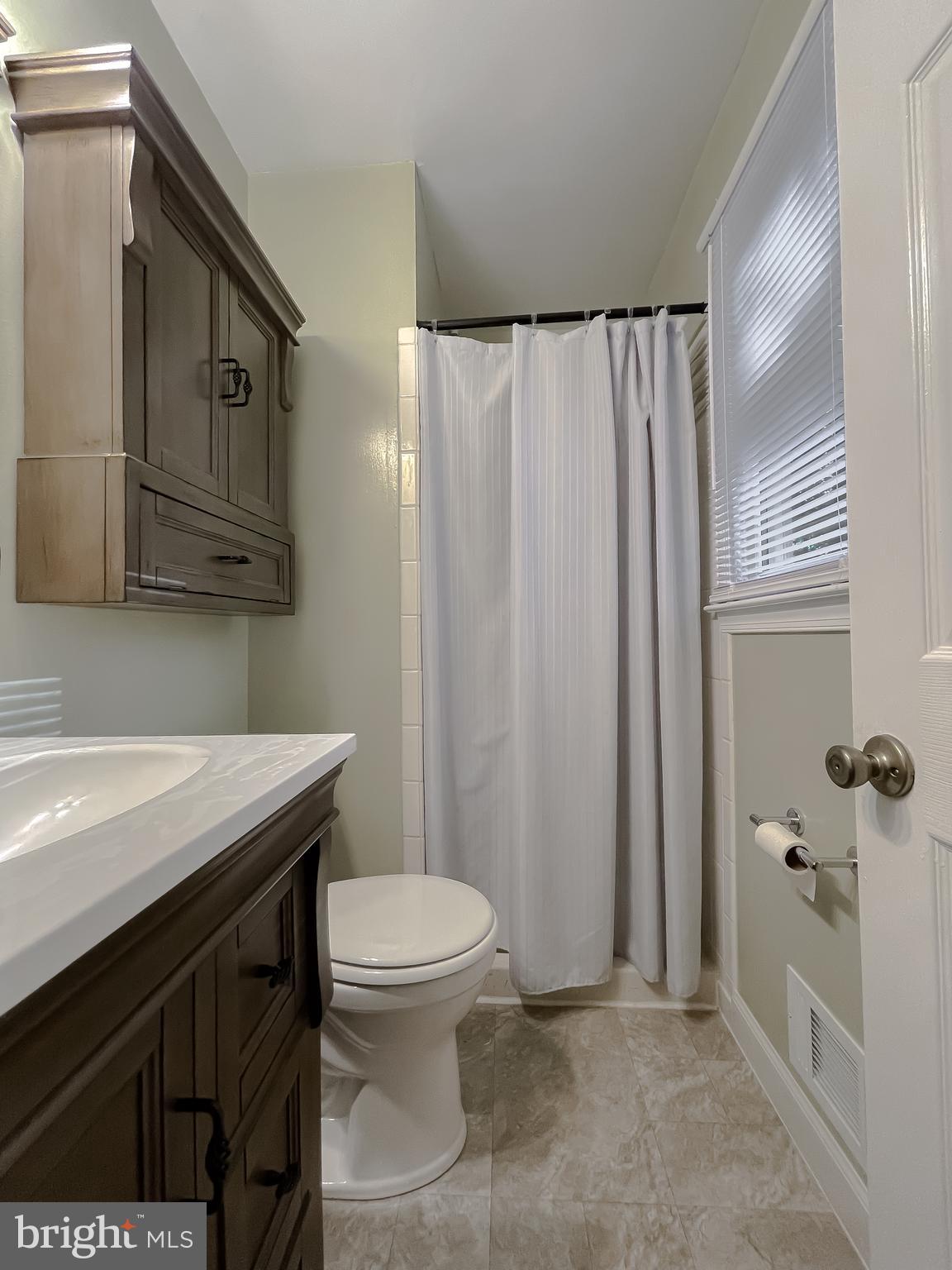 RUSTIC HILLS - Residential