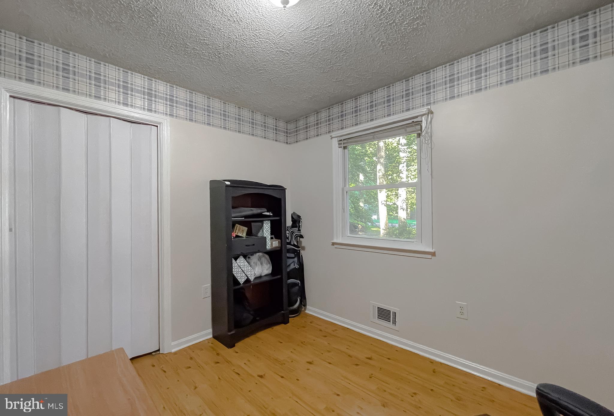 RUSTIC HILLS - Residential