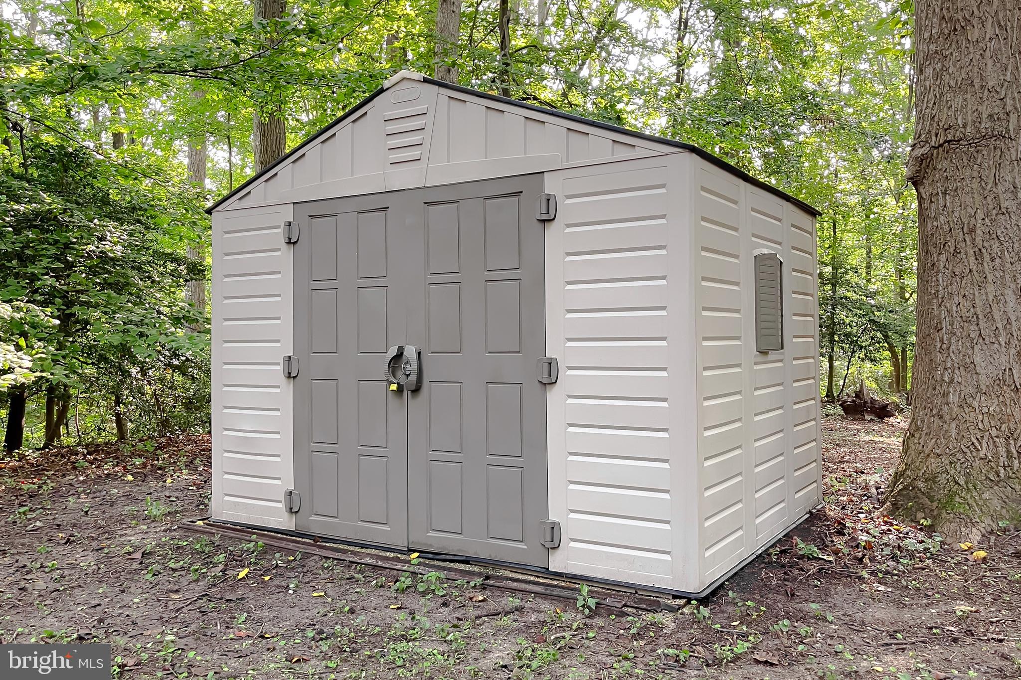 RUSTIC HILLS - Residential