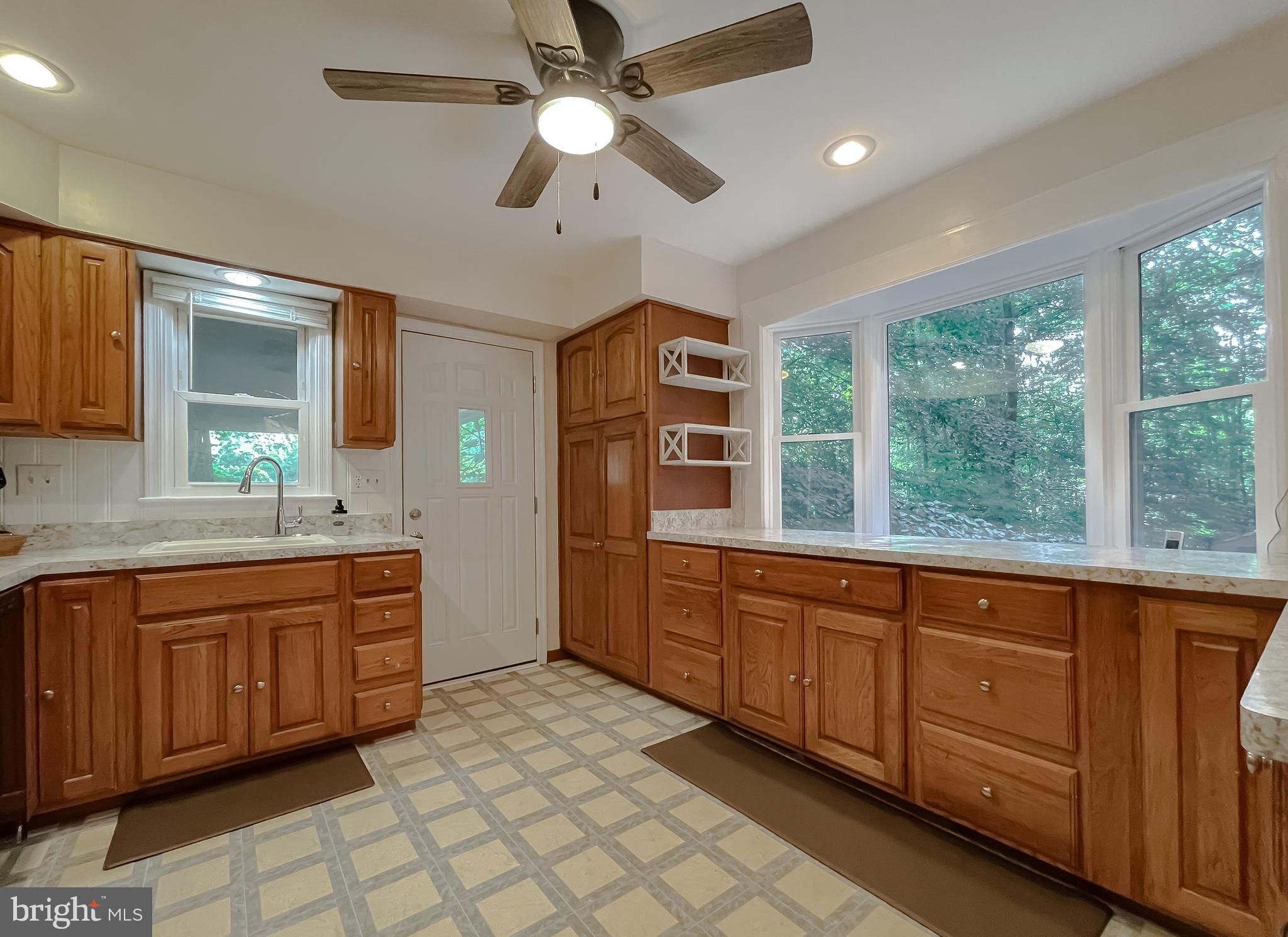 RUSTIC HILLS - Residential