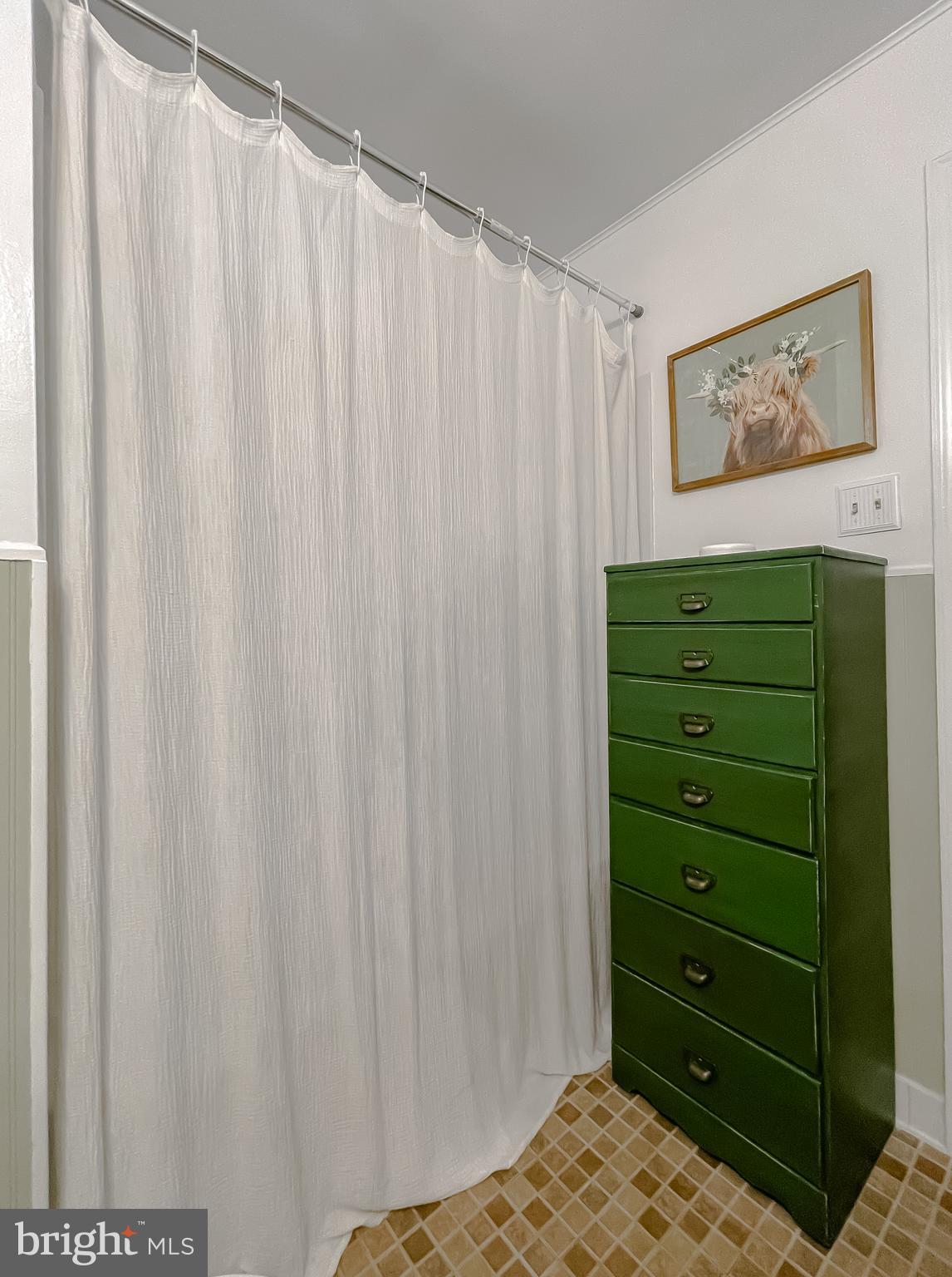 RUSTIC HILLS - Residential