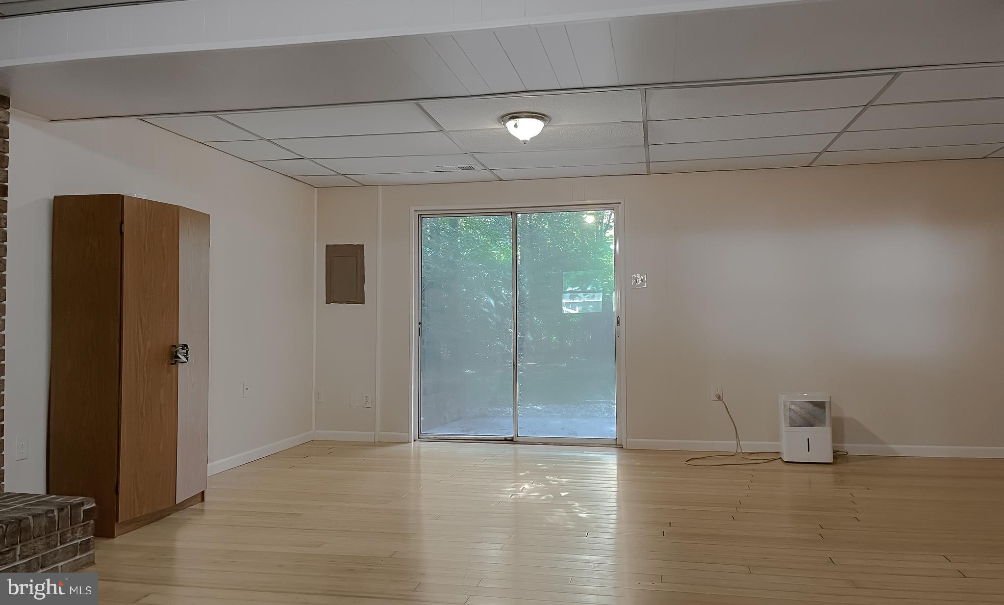 RUSTIC HILLS - Residential