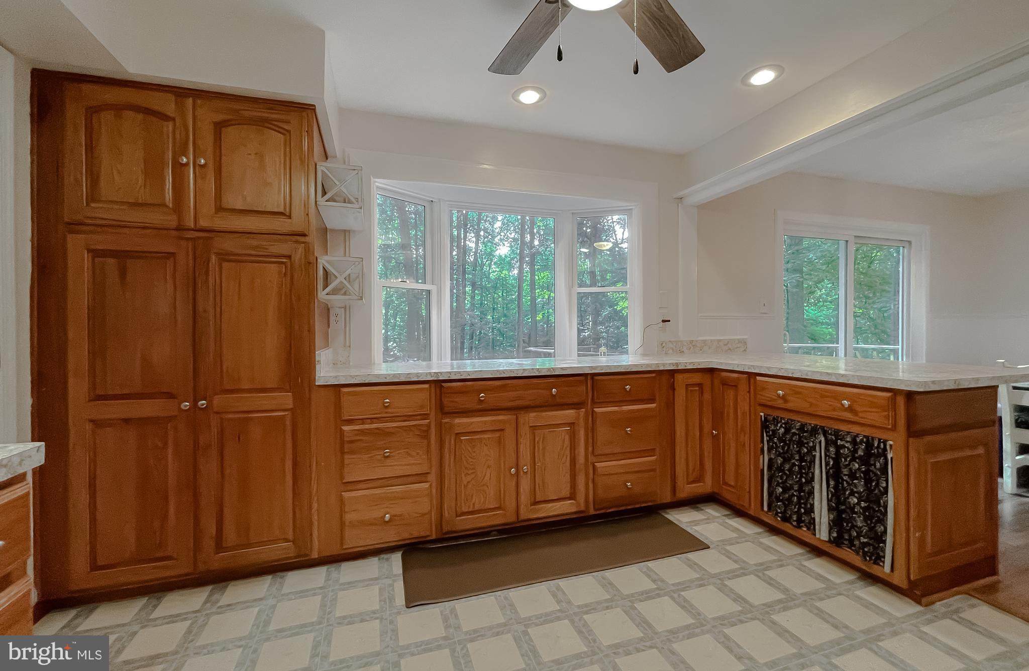 RUSTIC HILLS - Residential