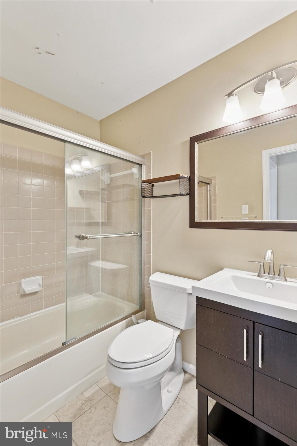 CAROUSEL POINTE - Residential