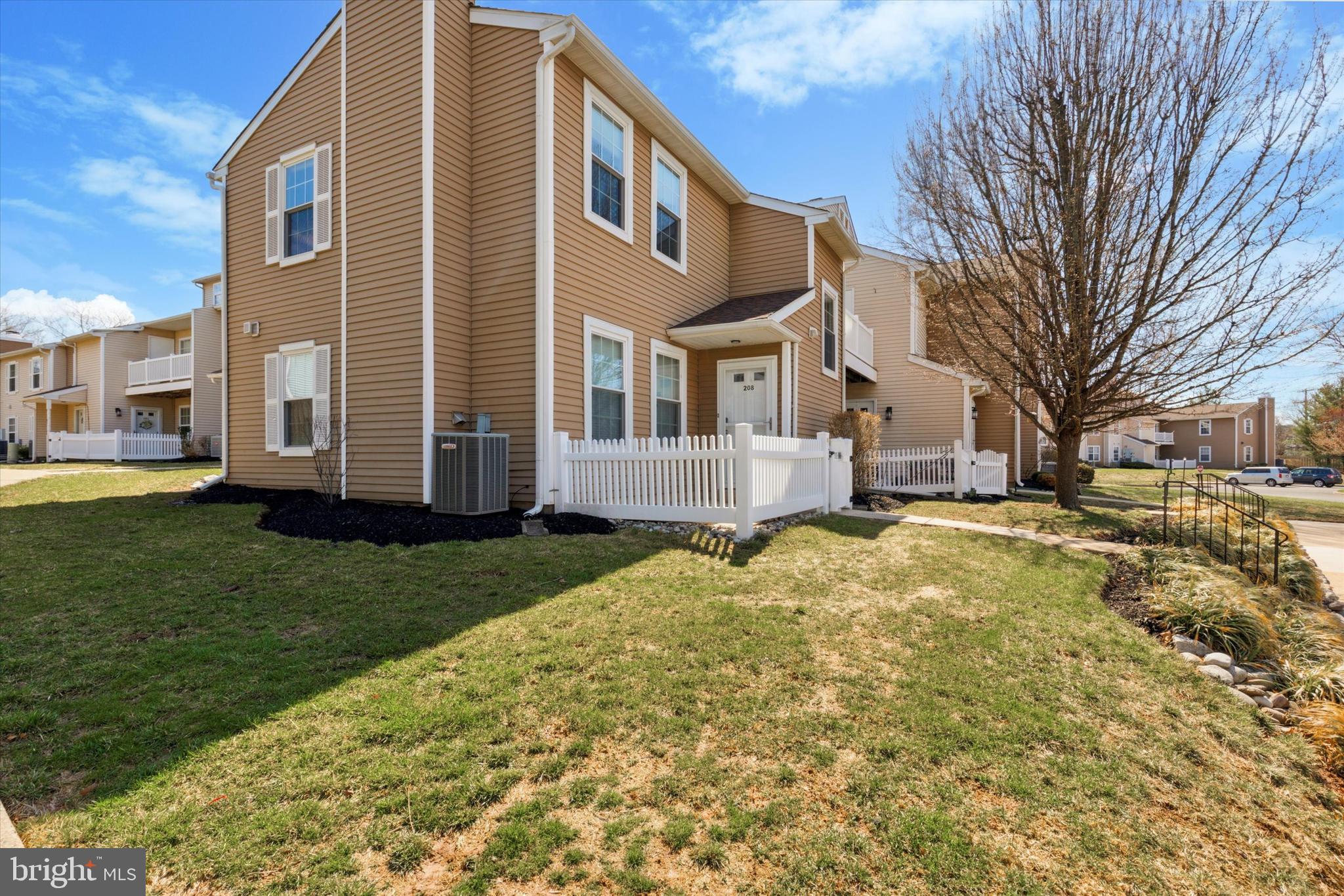 CAROUSEL POINTE - Residential