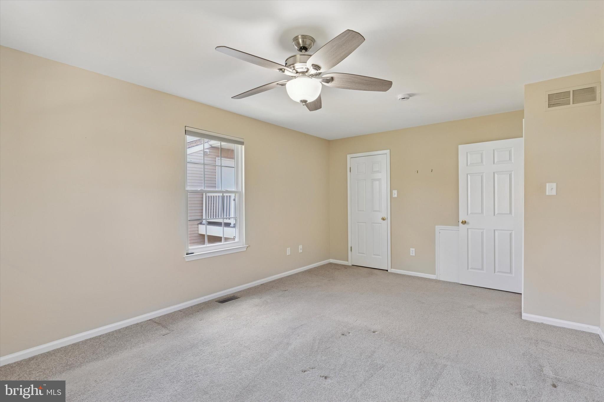 CAROUSEL POINTE - Residential