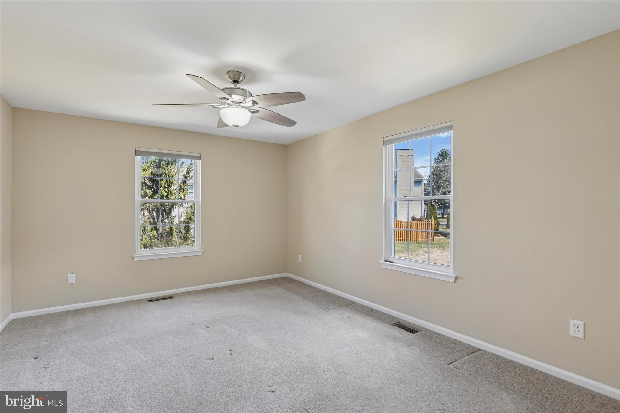 CAROUSEL POINTE - Residential