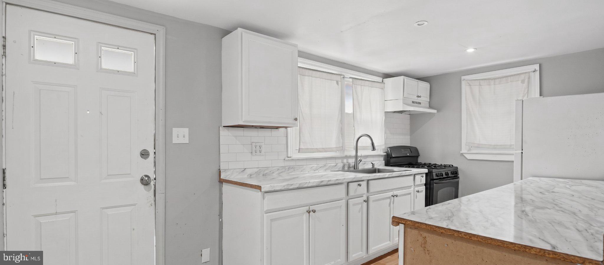 709 E MAIN STREET E