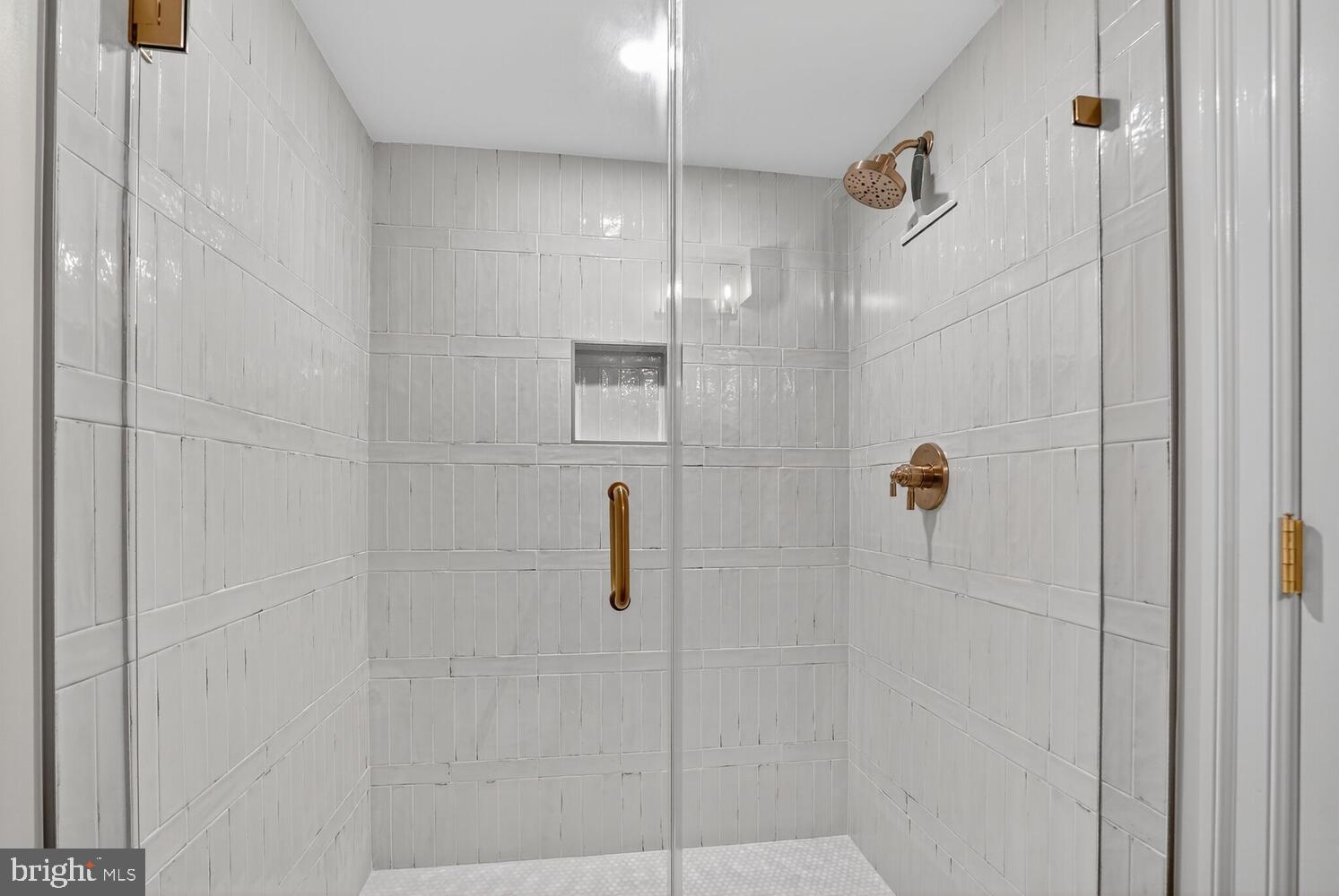 COUNTRY CLUB HILLS - Residential