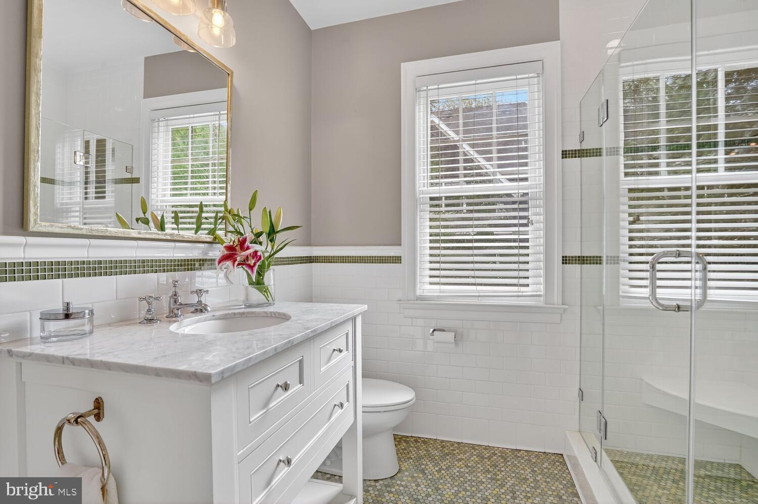 COUNTRY CLUB HILLS - Residential