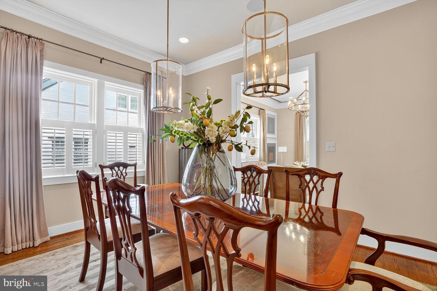 COUNTRY CLUB HILLS - Residential