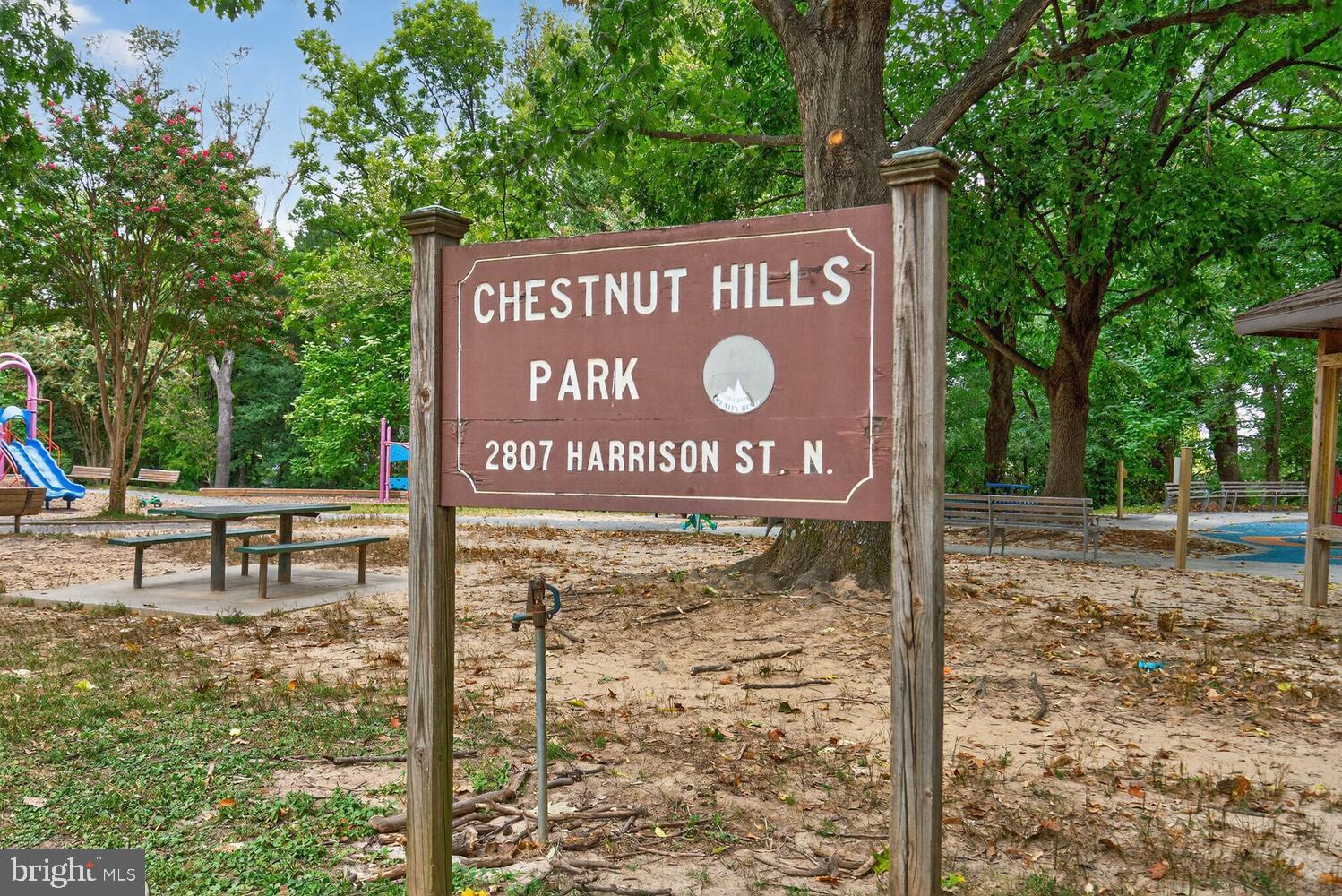 COUNTRY CLUB HILLS - Residential