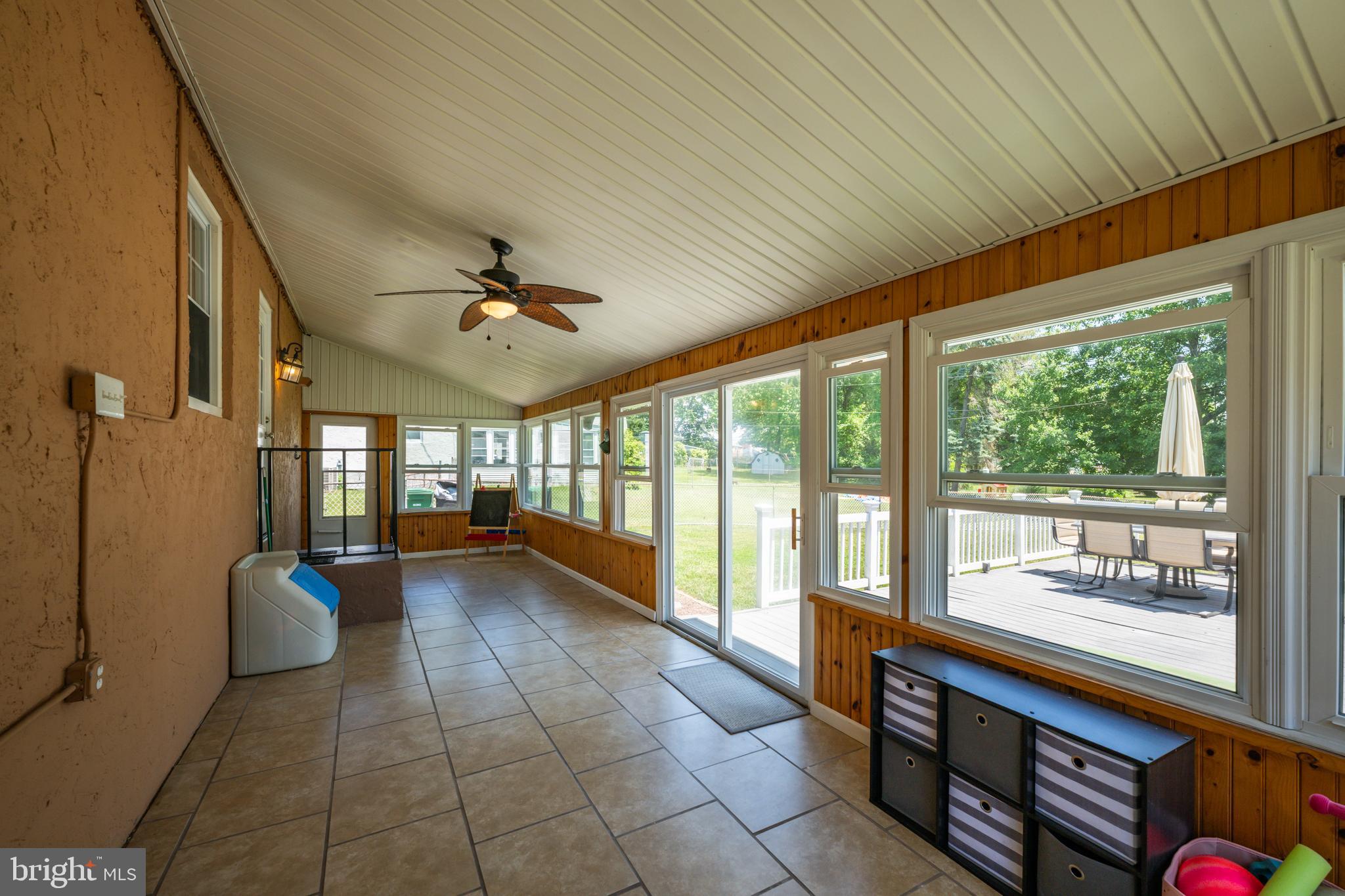 MEADOWVIEW ESTATES - Residential
