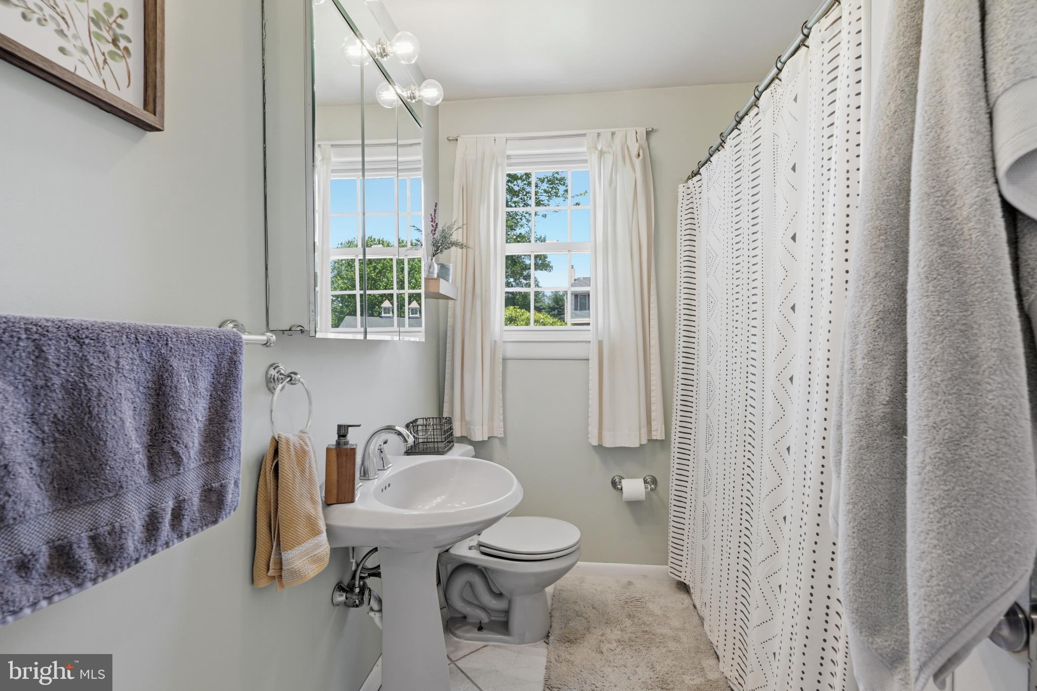 MEADOWVIEW ESTATES - Residential