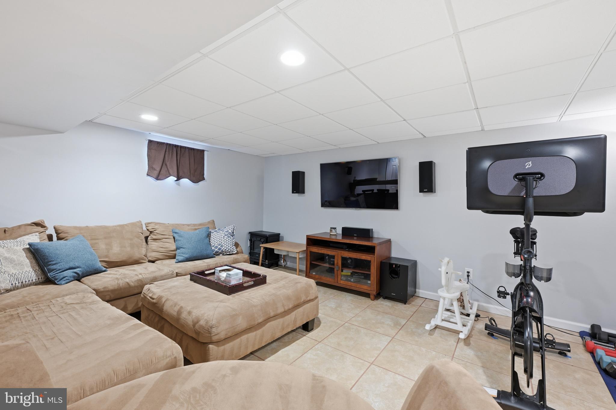 MEADOWVIEW ESTATES - Residential