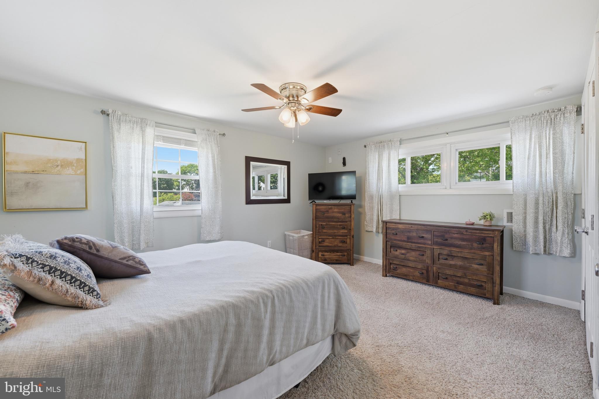 MEADOWVIEW ESTATES - Residential